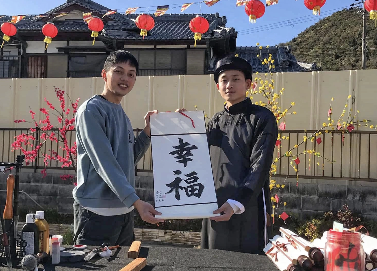 Người Việt đón năm mới 2026 ở nước duy nhất trên thế giới bỏ Tết Nguyên đán - Ảnh 4.