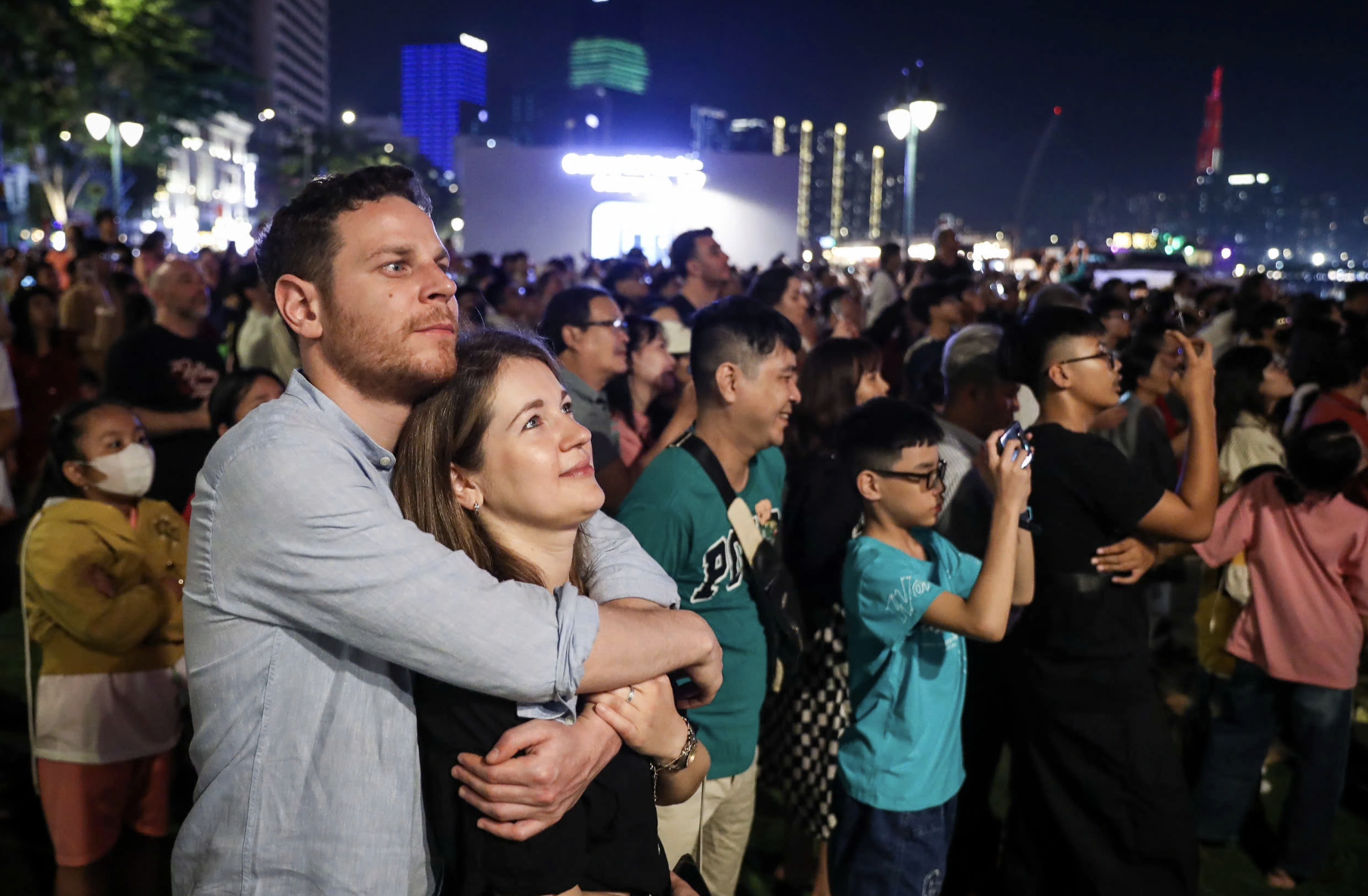 Hôm nay ngày cuối cùng 2025: Nơi nào đón năm mới 2026 sớm nhất, muộn nhất? - Ảnh 2.