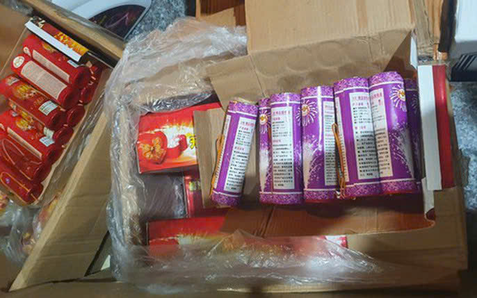 Đốt pháo trái phép dịp tết, coi chừng bị phạt tới 40 triệu đồng - Ảnh 1.