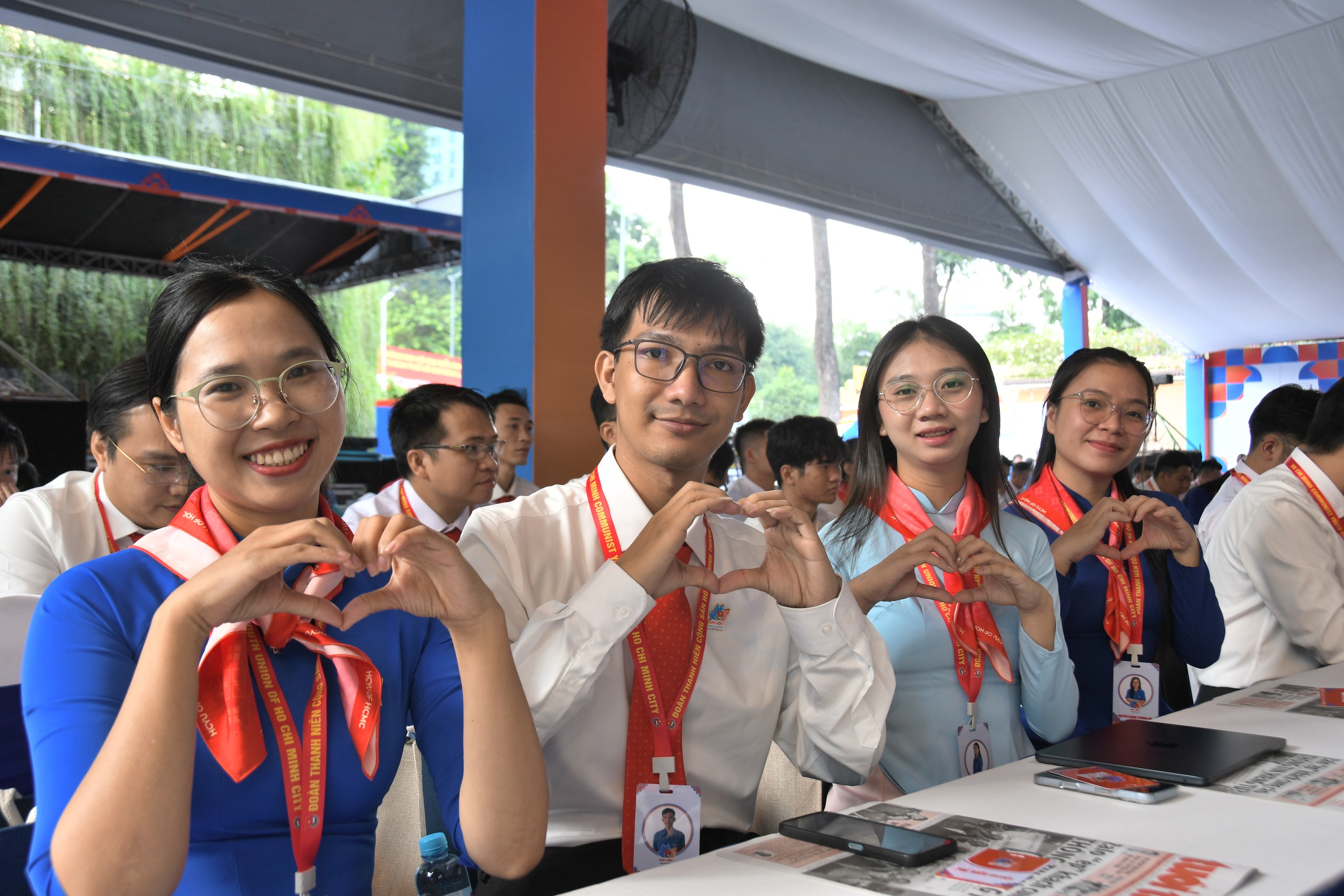 Khai mạc Đại hội Đo&agrave;n TP.HCM tươi vui, rực trẻ v&agrave; nhiều cảm x&uacute;c - Ảnh 3.