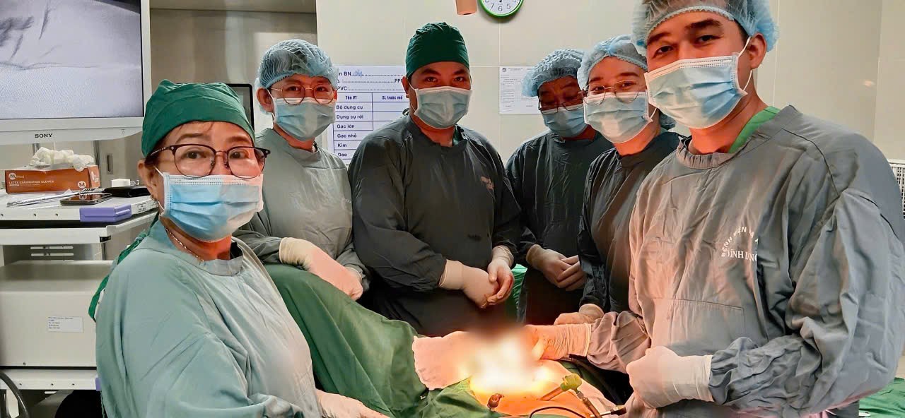 Tưởng Rối Loạn Tiêu Hóa, Đi Khám Phát Hiện Khối U Ruột Và Ung Thư Đại Tràng- Ảnh 1.