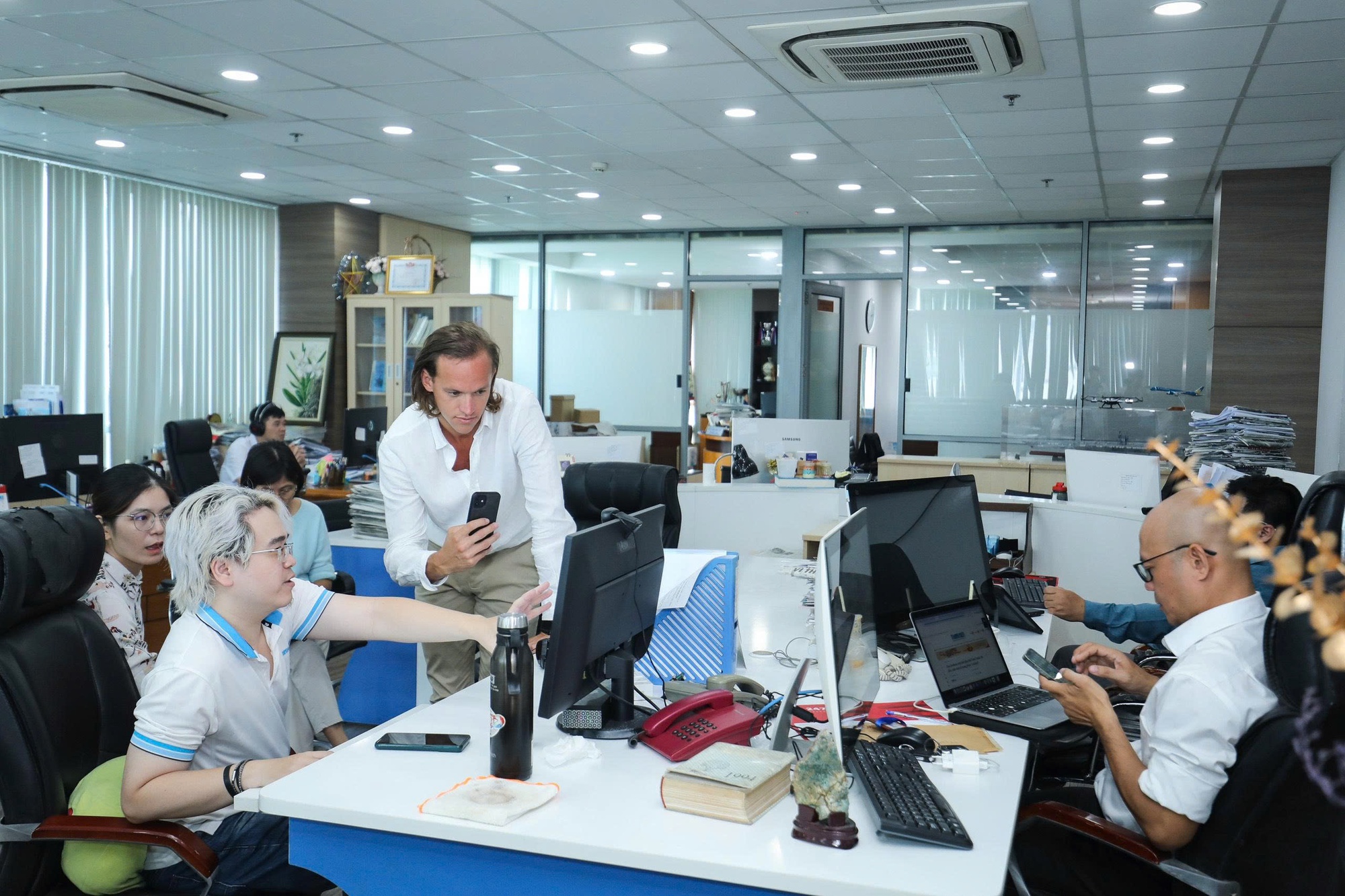 Những cú hích quốc tế giúp báo Thanh Niên chuyển đổi số thành công - Ảnh 3. Những cú hích quốc tế giúp báo Thanh Niên chuyển đổi số thành công - Ảnh 3.