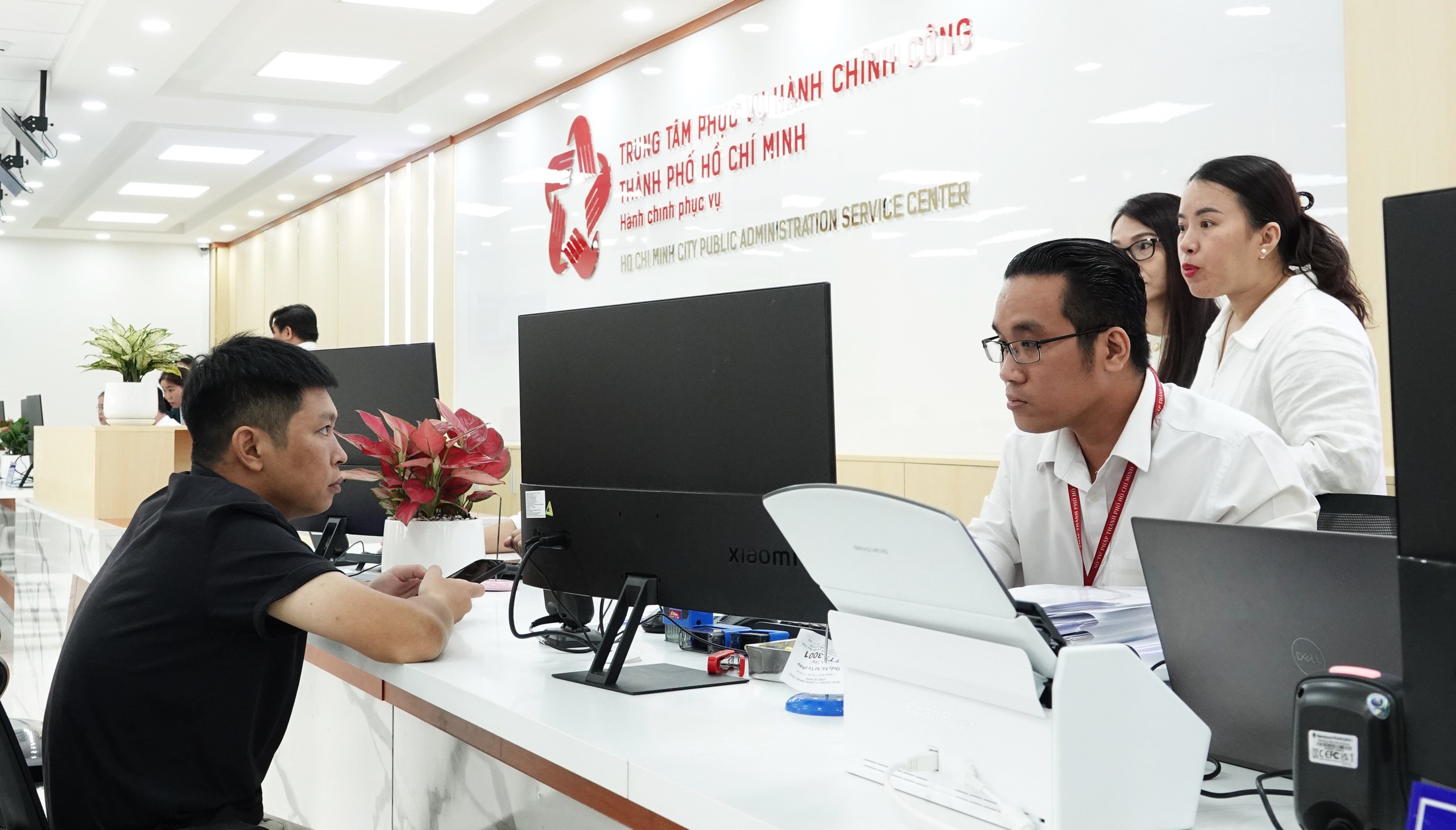 TP.HCM yêu cầu cán bộ, công chức 'làm việc đến nơi đến chốn'- Ảnh 1.