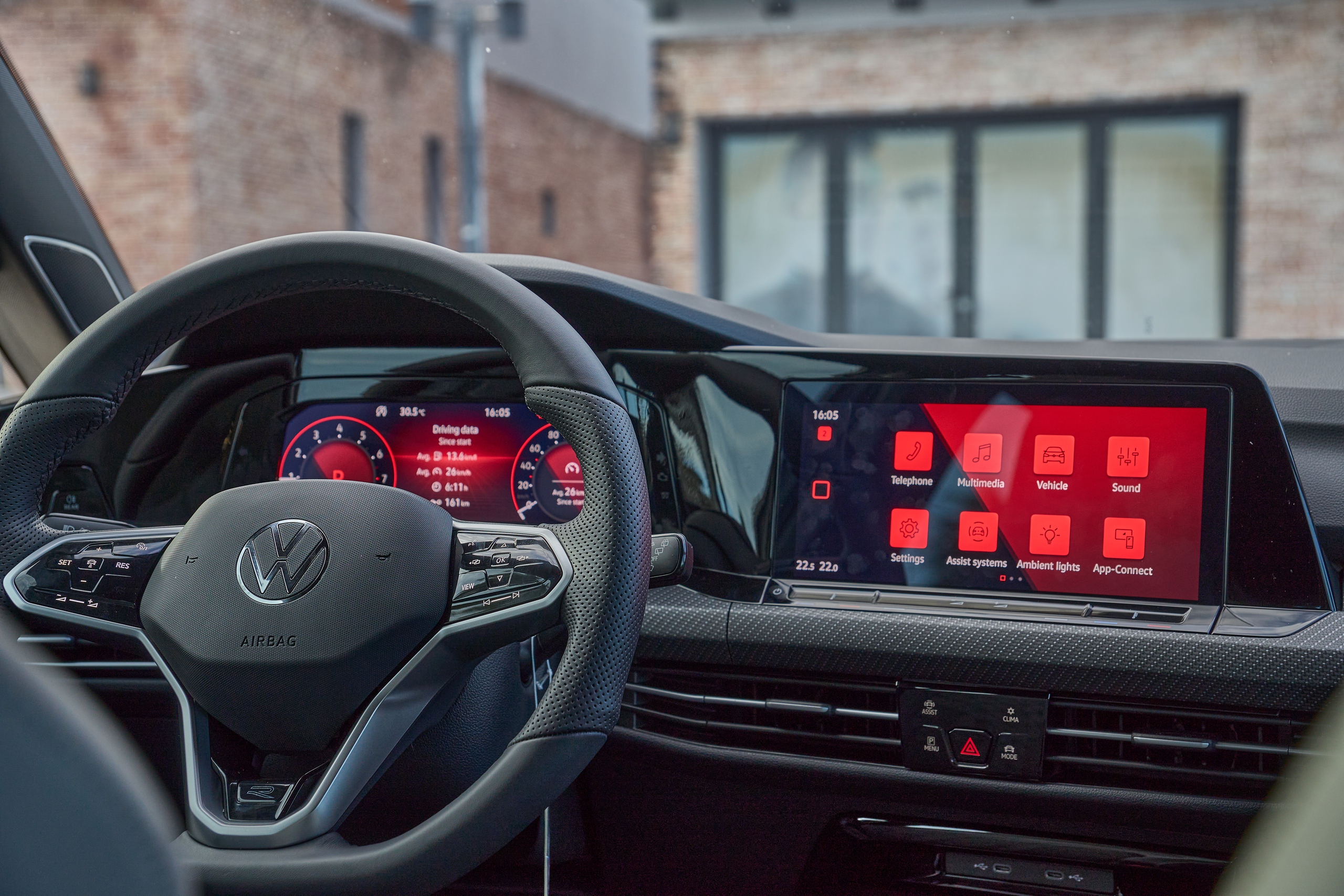 Volkswagen Golf nhập Đức gi&aacute; dưới 1 tỉ đồng: 'Xe ăn chơi' cho người th&iacute;ch l&aacute;i - Ảnh 2.