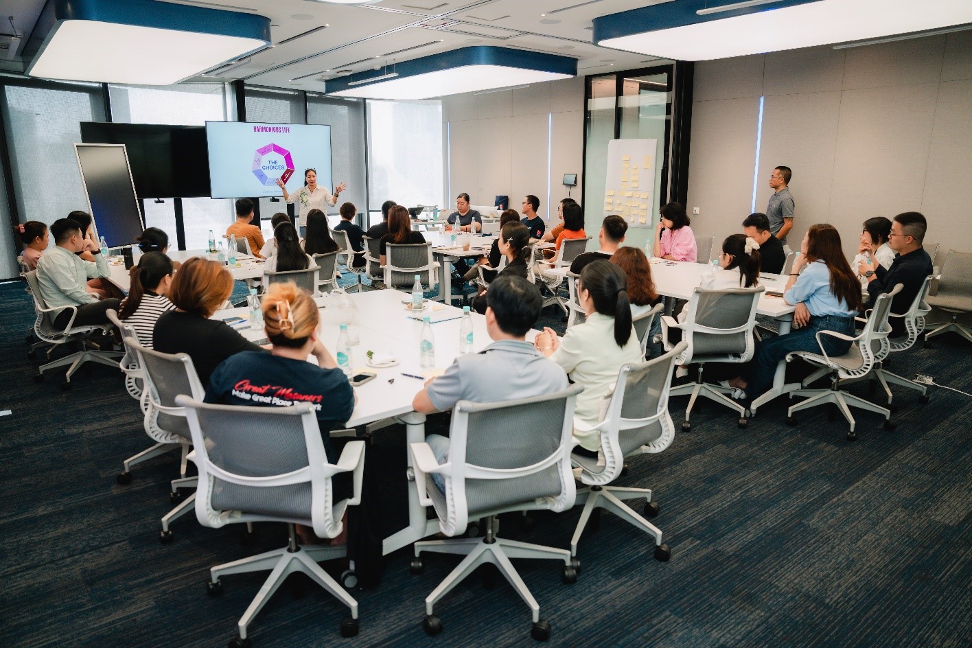 Công ty FMCG Việt duy nhất vào Top 100 nơi làm việc tốt nhất Đông Nam Á - Ảnh 2.