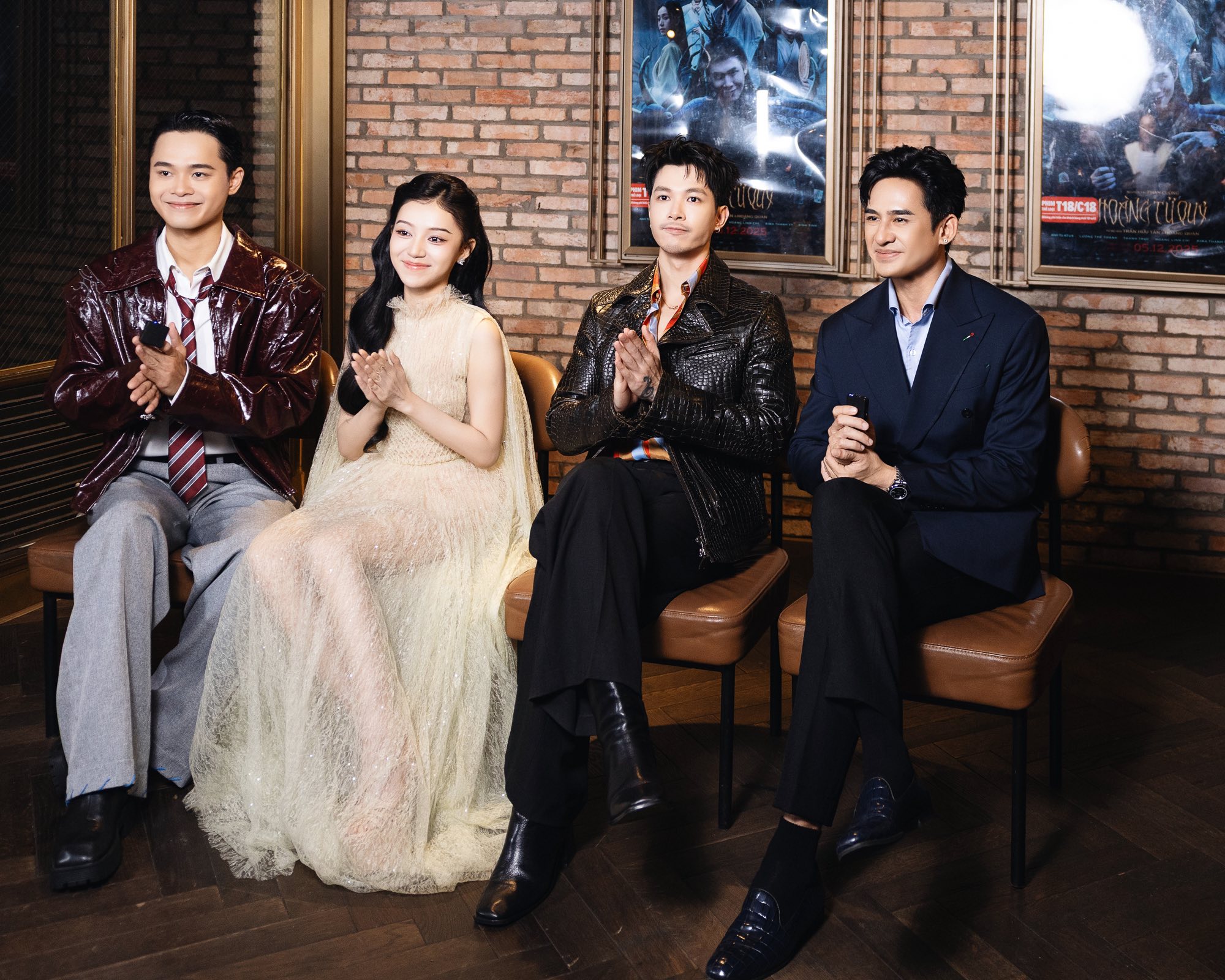 Thúy Diễm sánh đôi 'người tình màn ảnh' đến chúc mừng Lương Thế Thành- Ảnh 1.