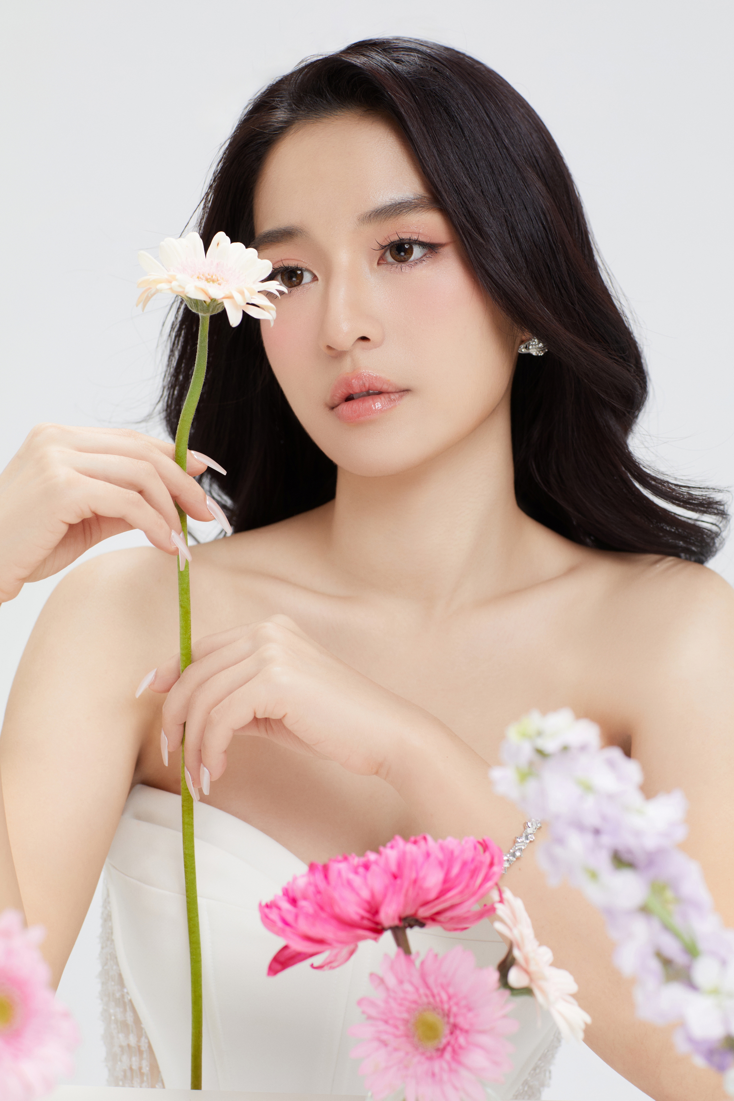 Sắc vóc nữ giảng viên đại học gây chú ý tại Hoa hậu Thế giới Việt Nam- Ảnh 2.