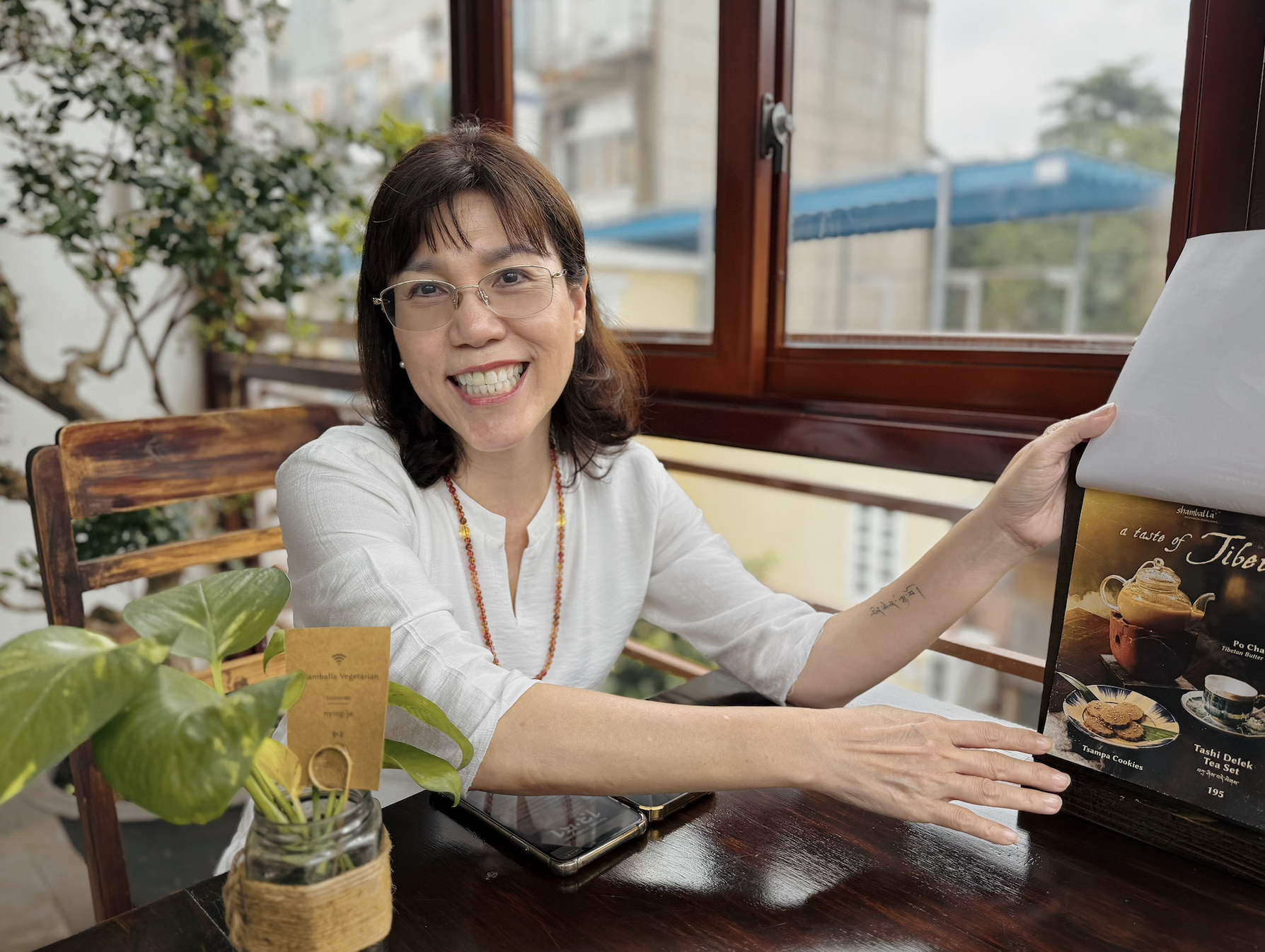 Sếp nữ bỏ lương hơn 200 triệu mở quán chay kiếm bình an - Ảnh 4.