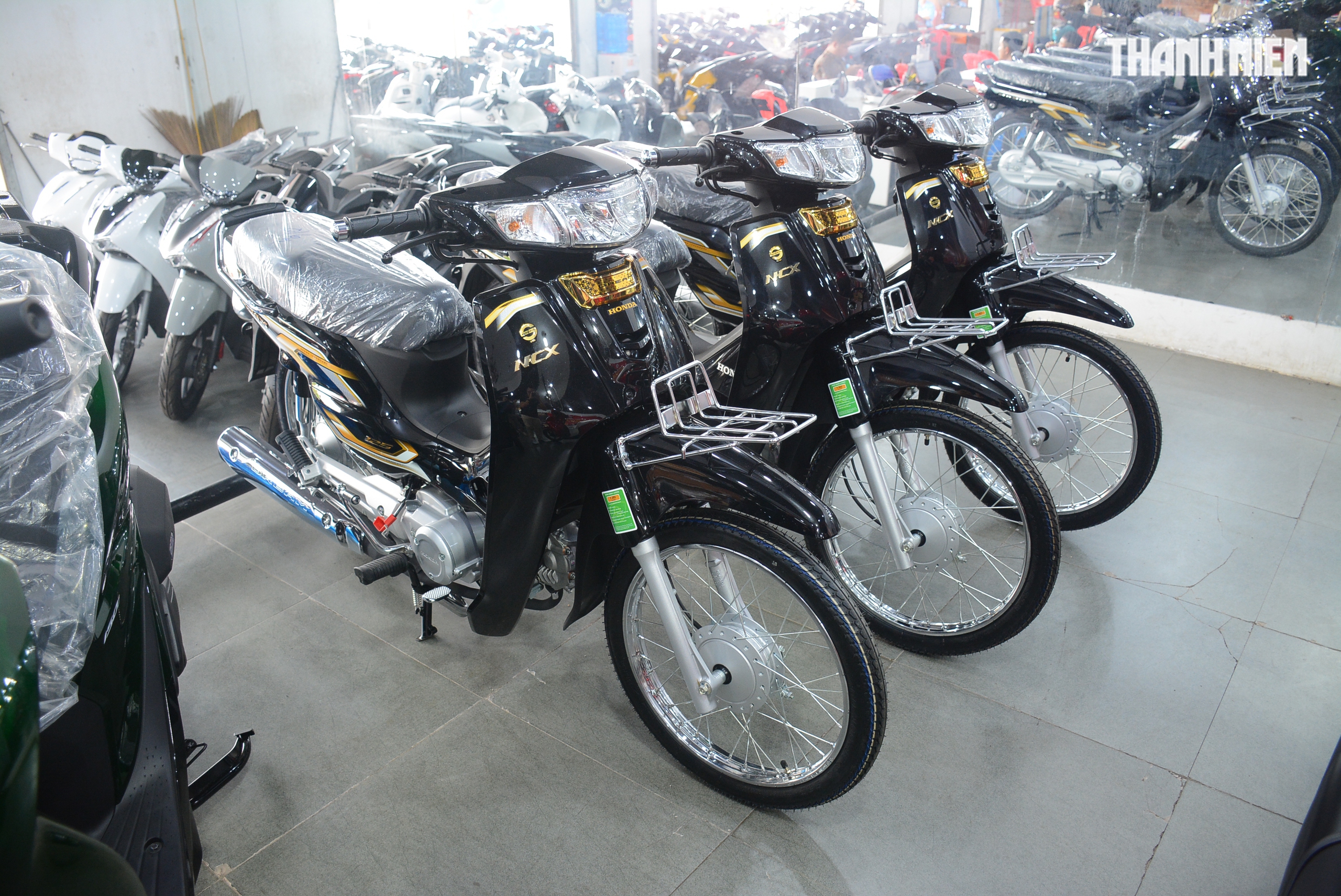 Xe máy số cổ điển Honda Dream NCX 2026 về Việt Nam, giá từ 148 triệu đồng - Ảnh 1.