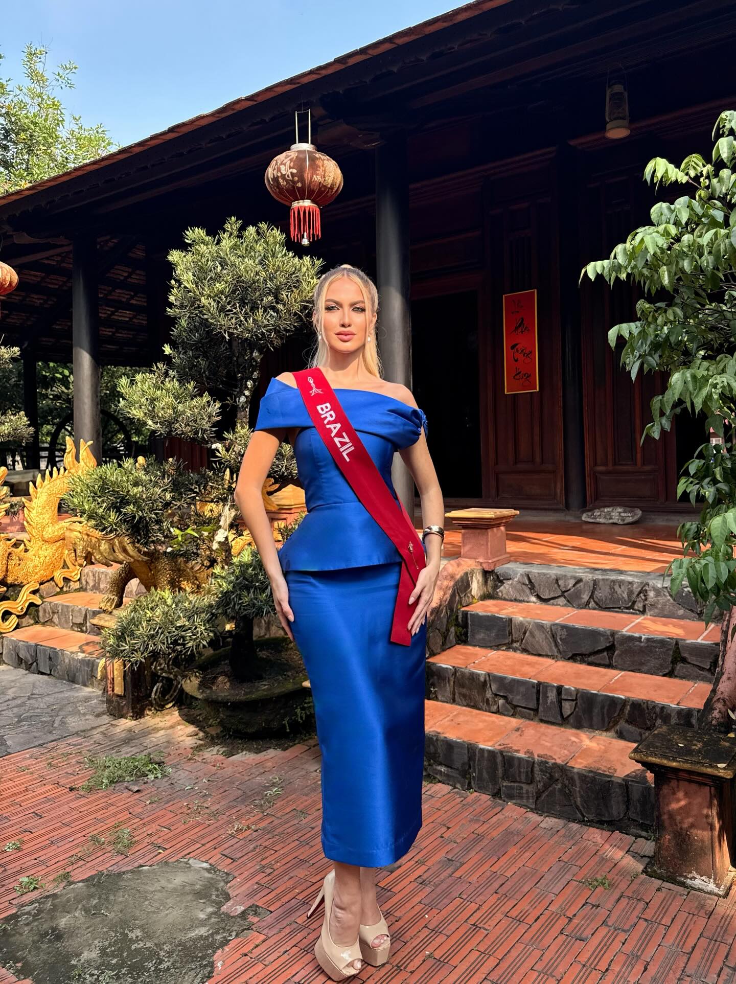 Danh thủ Neymar ra mặt ủng hộ một người đẹp đang thi hoa hậu ở Việt Nam - Ảnh 5.