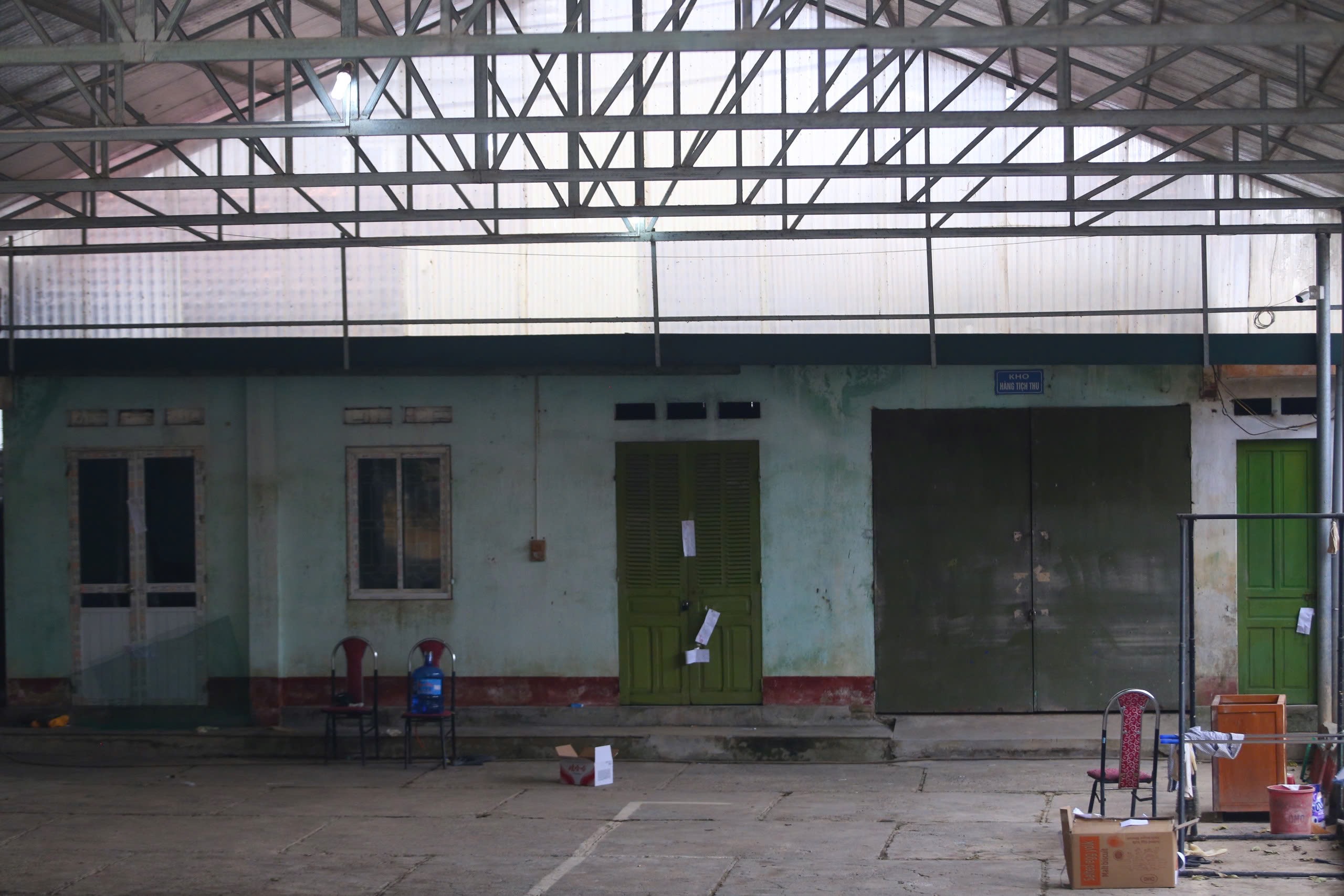 Bắt tạm giam Đoàn Văn Sáng, cựu Đội phó QLTT Lạng Sơn về tội giết người - Ảnh 2.