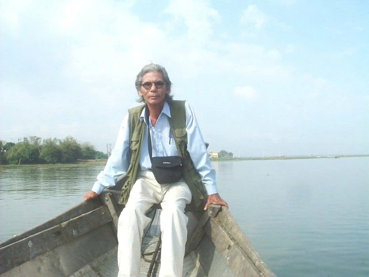 Lẵng hoa tưởng nhớ những người đã khuất- Ảnh 9. Lẵng hoa tưởng nhớ những người đã khuất- Ảnh 9.