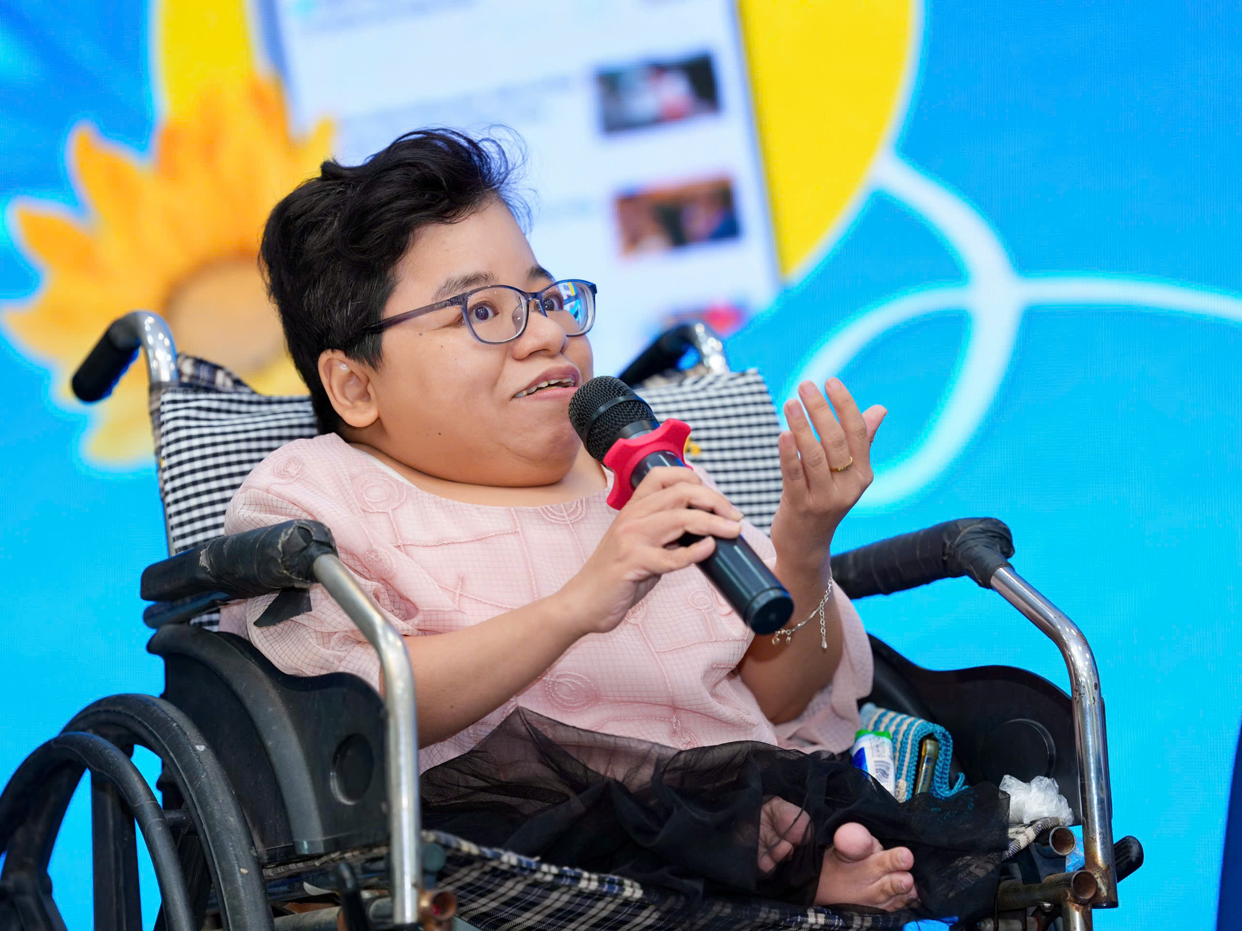 Tổng kết v&agrave; trao giải cuộc thi viết 'Thanh Ni&ecirc;n v&agrave; t&ocirc;i' - Ảnh 7.