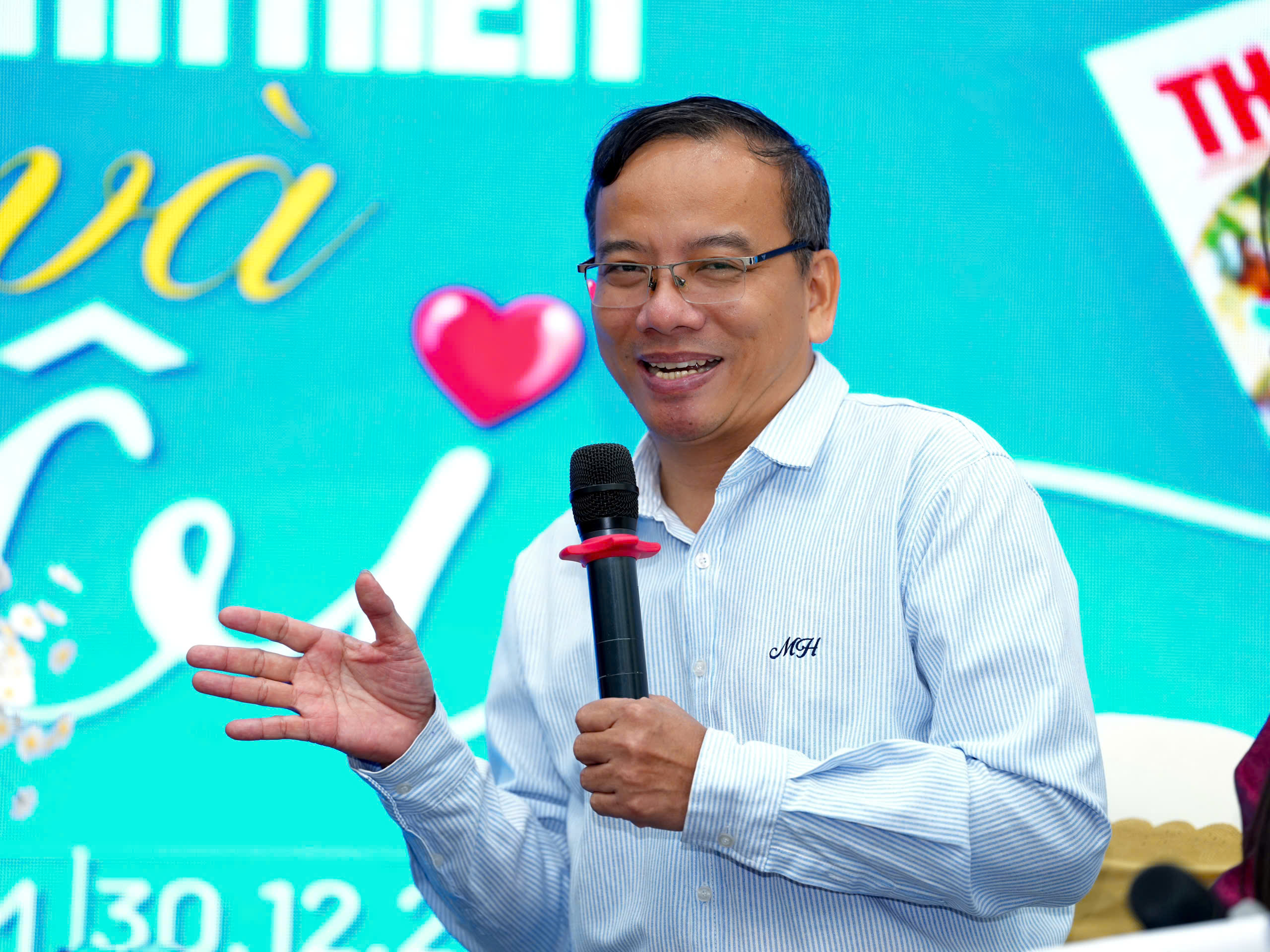 Tổng kết v&agrave; trao giải cuộc thi viết 'Thanh Ni&ecirc;n v&agrave; t&ocirc;i' - Ảnh 8.