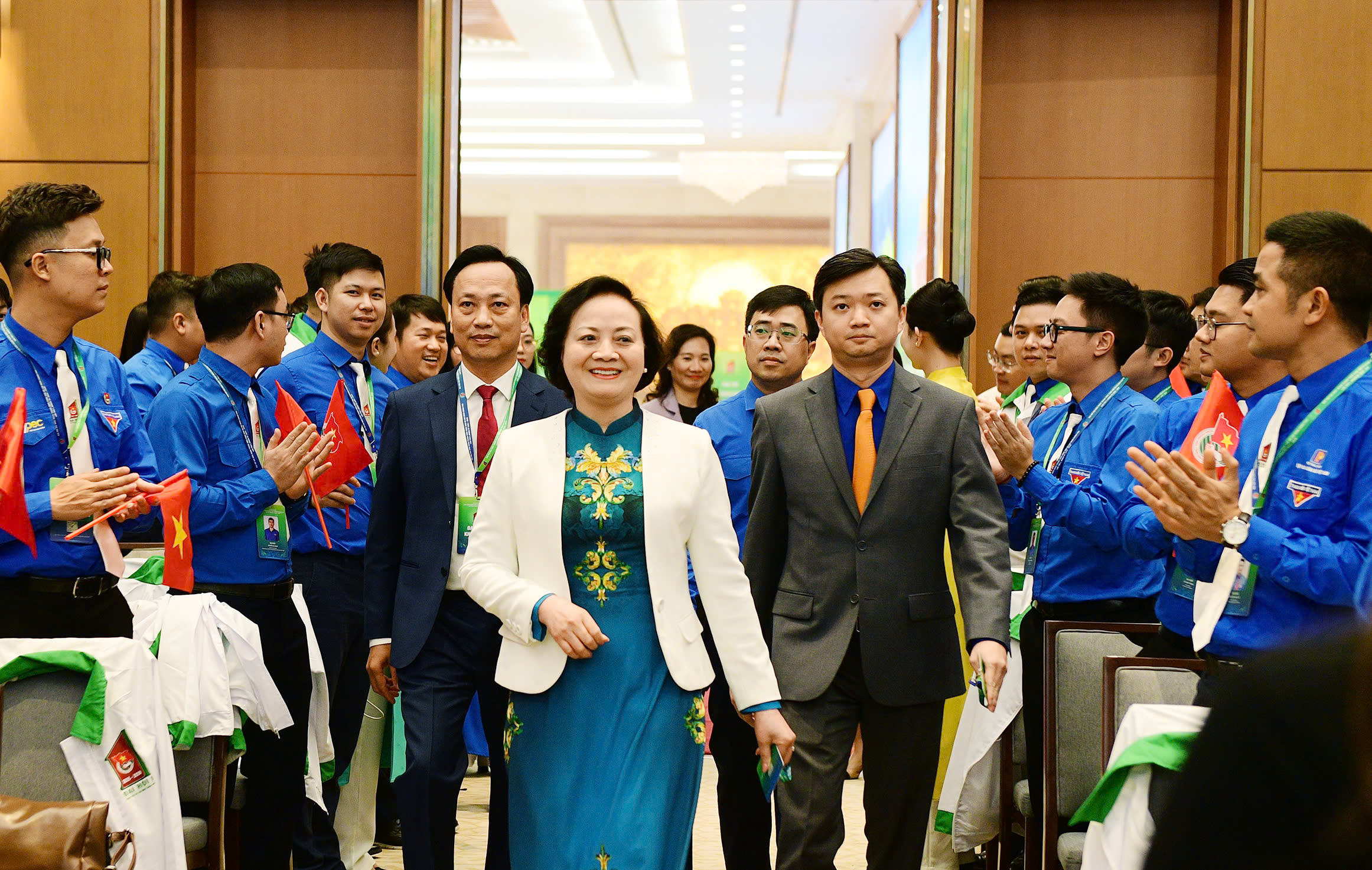 Anh Bùi Hoàng Tùng giữ chức Bí thư Đoàn Thanh niên Chính phủ- Ảnh 2.