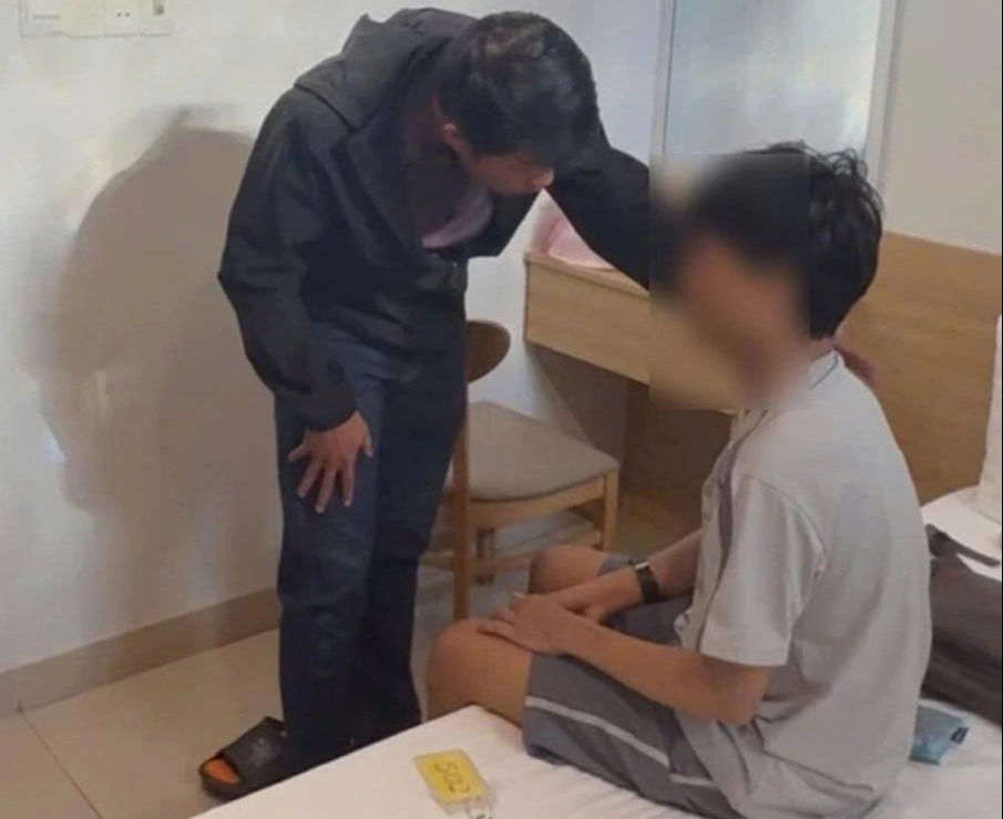 Sinh viên sập bẫy 'bắt cóc online', đòi chuyển khoản 550 triệu đồng - Ảnh 1.