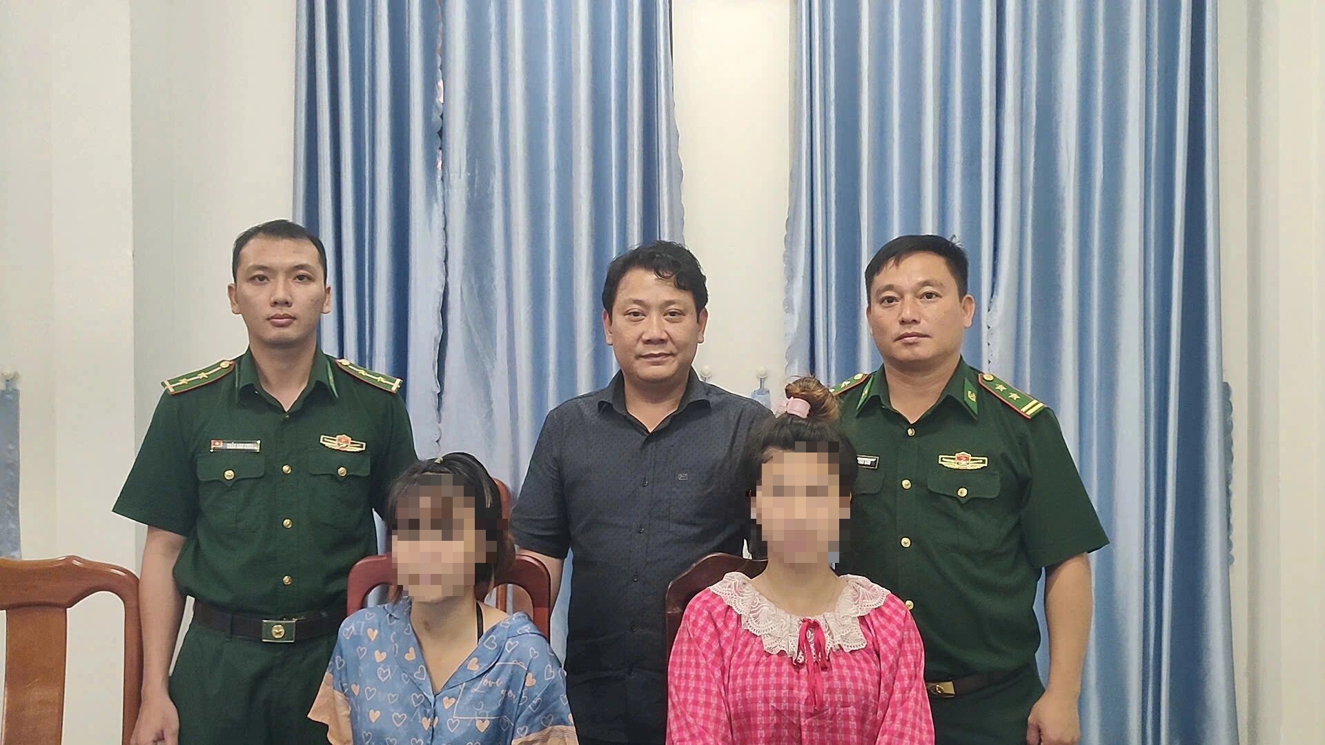 Giải cứu 2 thiếu nữ 14 tuổi bị lừa bán sang Campuchia với giá 60 triệu đồng - Ảnh 1.