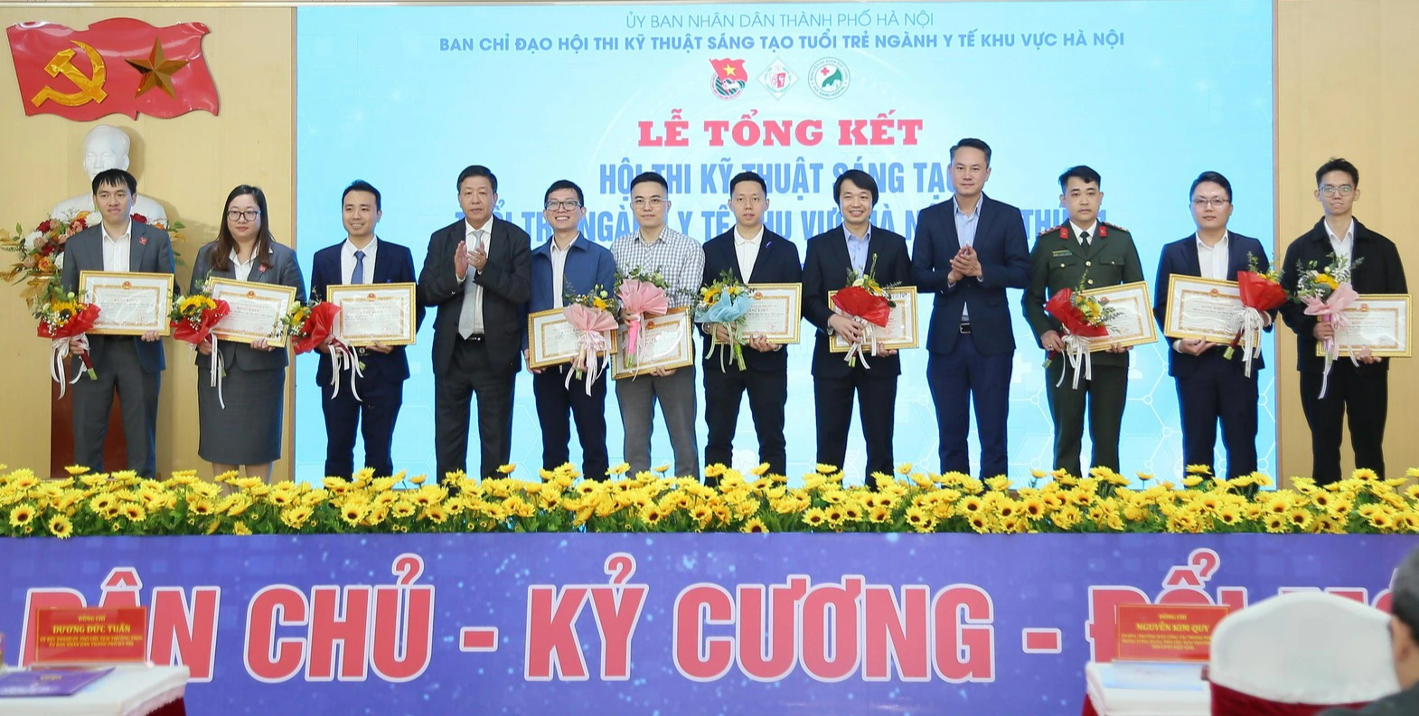 Phần Mềm Đo Thị Lực Cho Người Không Biết Chữ, Phát Hiện Sớm Bất Thường Thị Giác- Ảnh 1. Phần Mềm Đo Thị Lực Cho Người Không Biết Chữ, Phát Hiện Sớm Bất Thường Thị Giác- Ảnh 1.