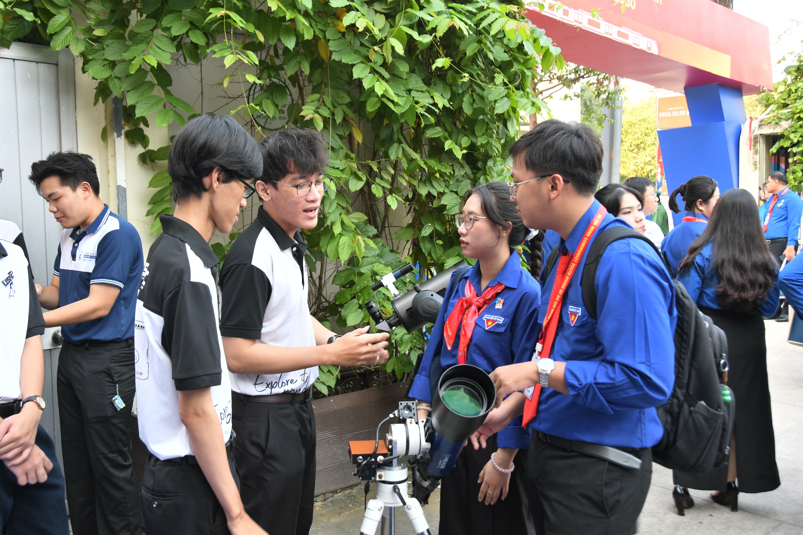 Đặt trọn niềm tin v&agrave;o thế hệ c&ocirc;ng d&acirc;n kiến tạo diện mạo mới cho TP.HCM - Ảnh 8.