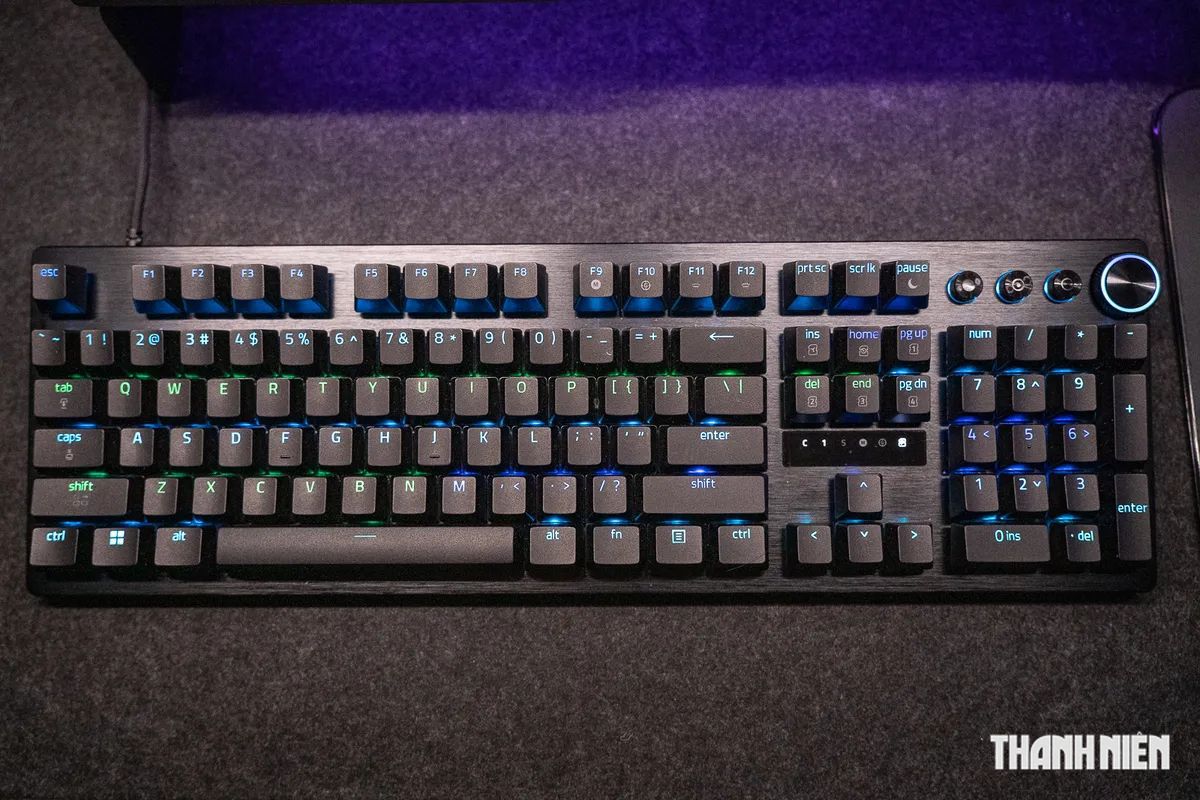 Trải nghiệm Razer Huntsman V3 Pro 8KHz: phím quang học cho môi trường thi đấu chuyên nghiệp - Ảnh 1.
