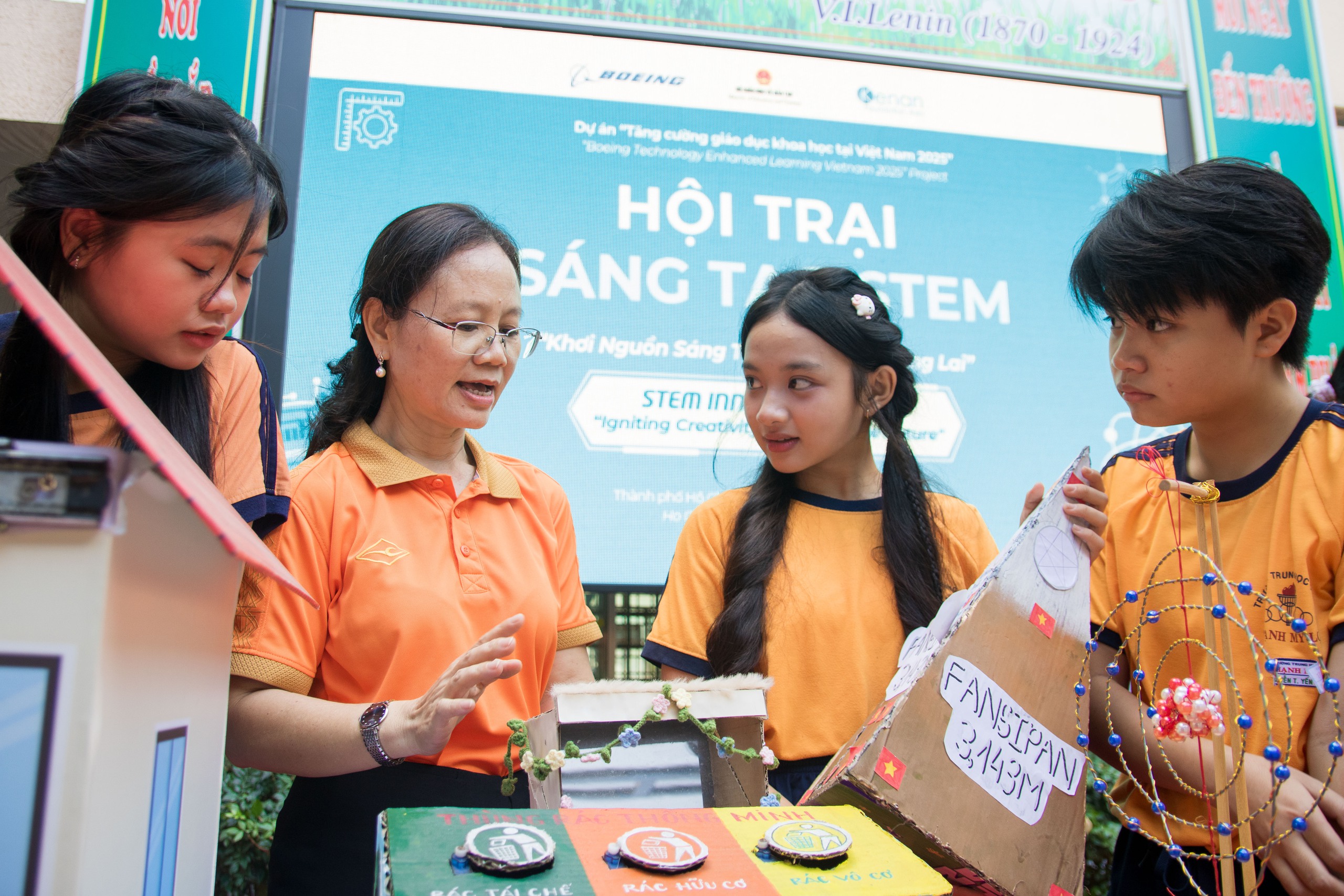 Làm sao để AI không xói mòn tư duy và sáng tạo của học sinh? - Ảnh 4.