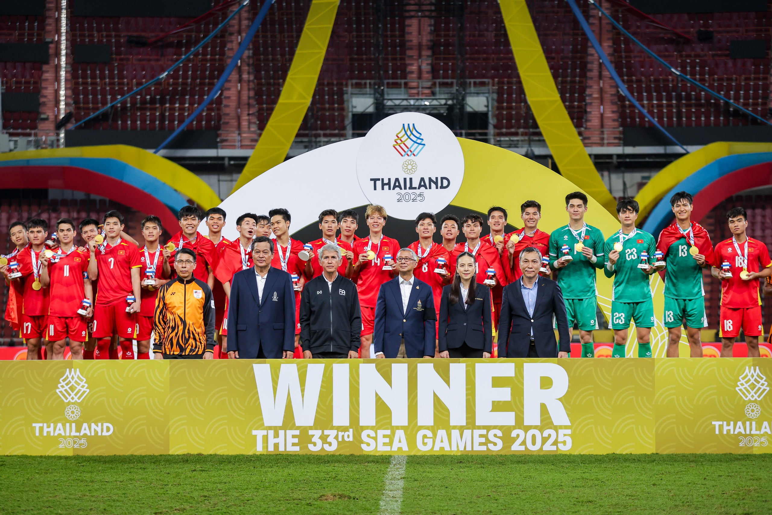 Nóng: U.23 Việt Nam phải thay quân gấp sát VCK U.23 châu Á, người thay bất ngờ là…- Ảnh 2. Nóng: U.23 Việt Nam phải thay quân gấp sát VCK U.23 châu Á, người thay bất ngờ là…- Ảnh 2.