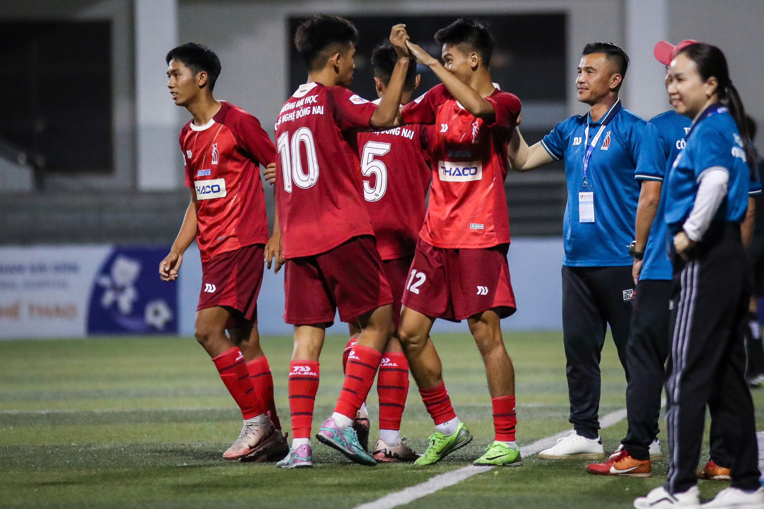 Đội xếp nhì nhóm đá play-off ở vòng loại khu vực TP.HCM được xác định thế nào?- Ảnh 1.