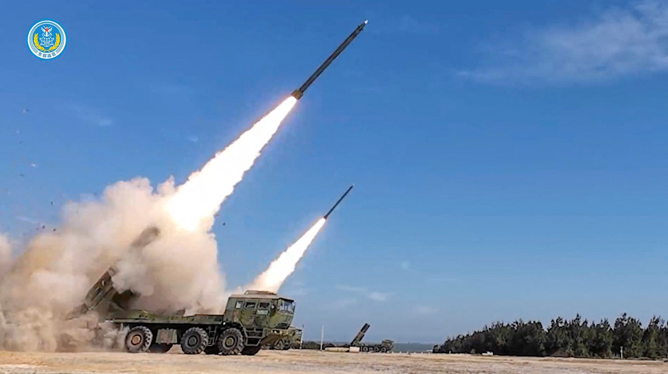 Trung Quốc ph&oacute;ng t&ecirc;n lửa về ph&iacute;a Đ&agrave;i Loan trong cuộc tập trận phong tỏa - Ảnh 1.