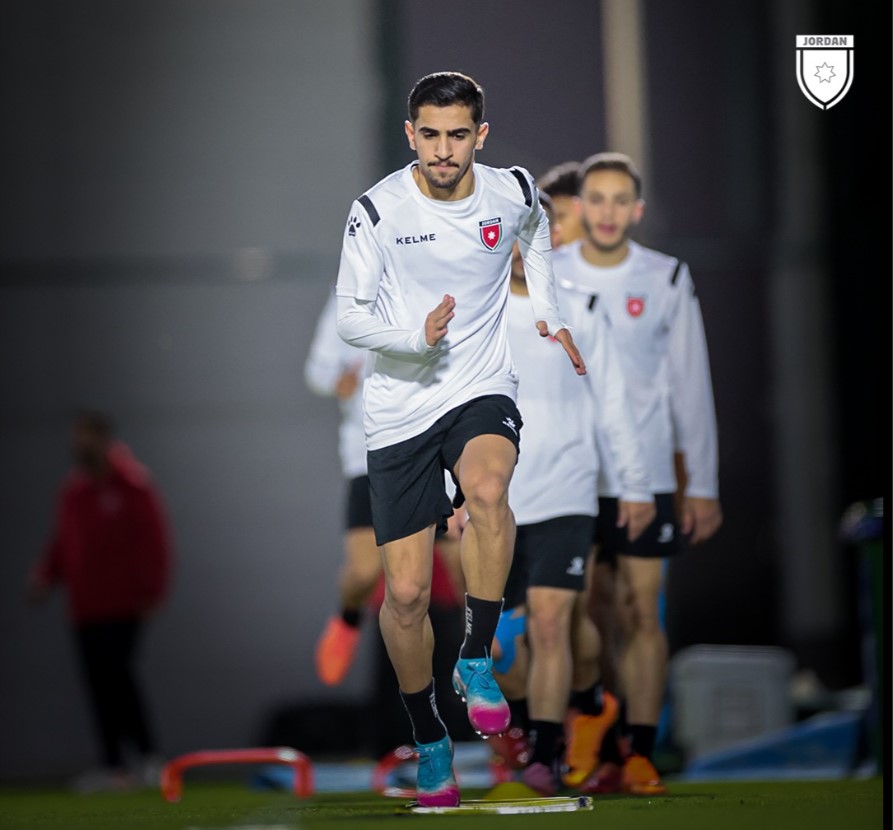 Đối thủ của U.23 Việt Nam 'tăng tốc', AFC nhận xét bất ngờ về U.23 Thái Lan- Ảnh 1.