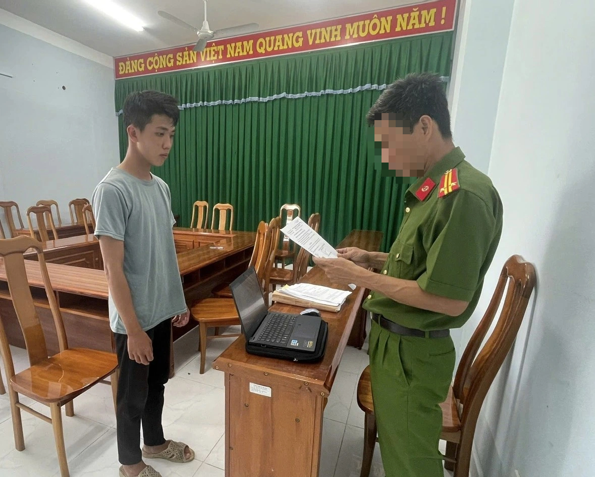 - Ảnh 1. - Ảnh 1.