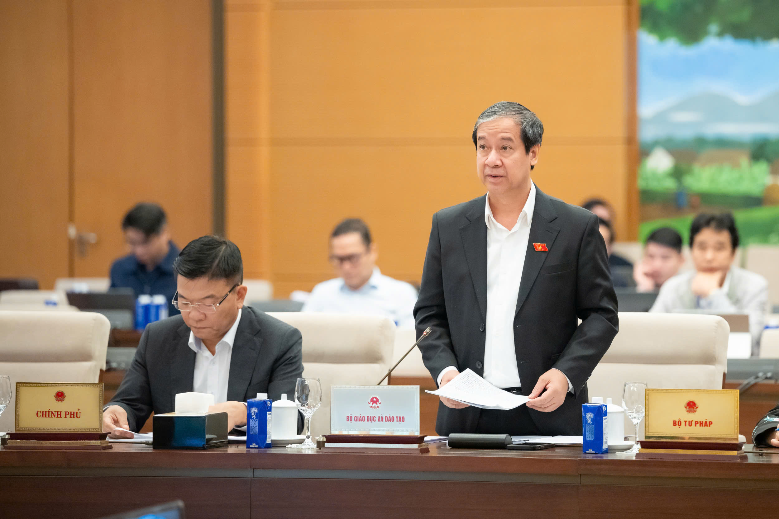 Có nên bỏ kỳ thi tốt nghiệp THPT, chỉ giữ lại kỳ thi đại học?- Ảnh 2. Có nên bỏ kỳ thi tốt nghiệp THPT, chỉ giữ lại kỳ thi đại học?- Ảnh 2.