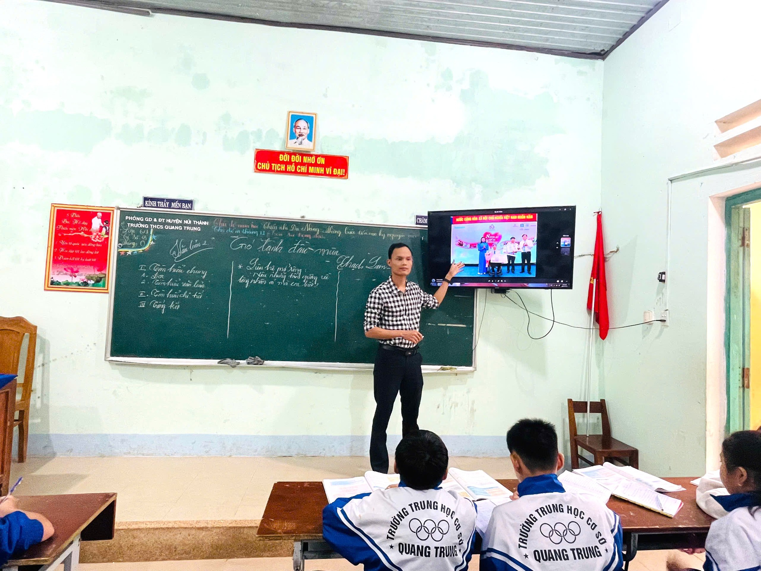 Thanh Niên và tôi: Hành trình yêu thích Báo chí từ những ngày khó khăn - Ảnh 2. Thanh Niên và tôi: Hành trình yêu thích Báo chí từ những ngày khó khăn - Ảnh 2.