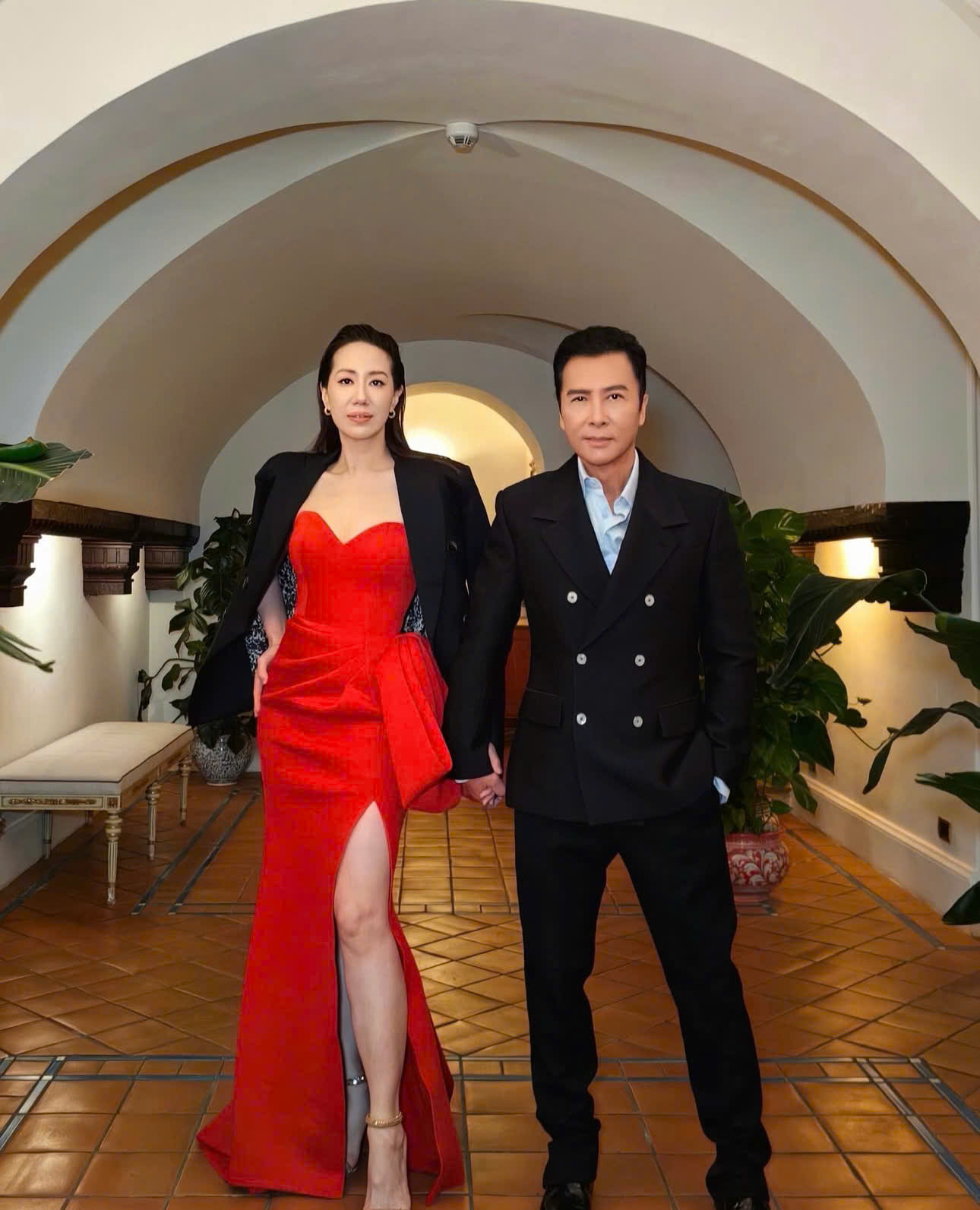 Chân Tử Đan bị tẩy chay vì phát ngôn gây tranh cãi của vợ - Ảnh 1.