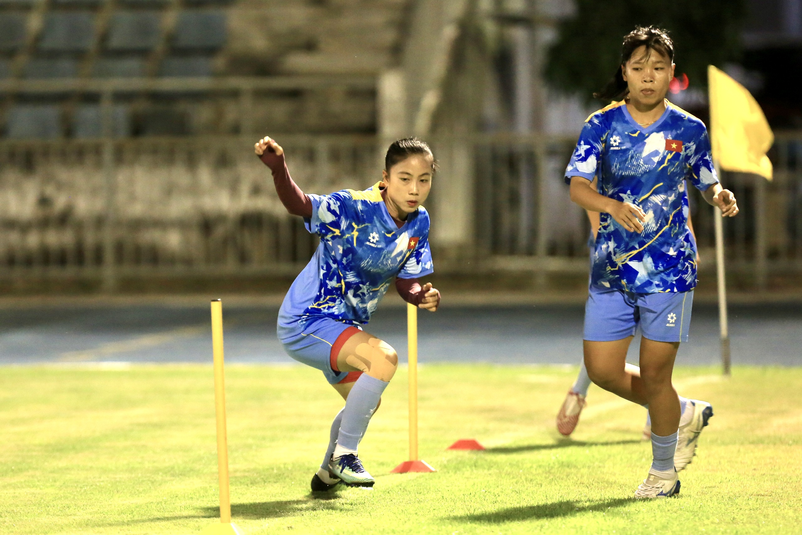 - Ảnh 3. - Ảnh 3.