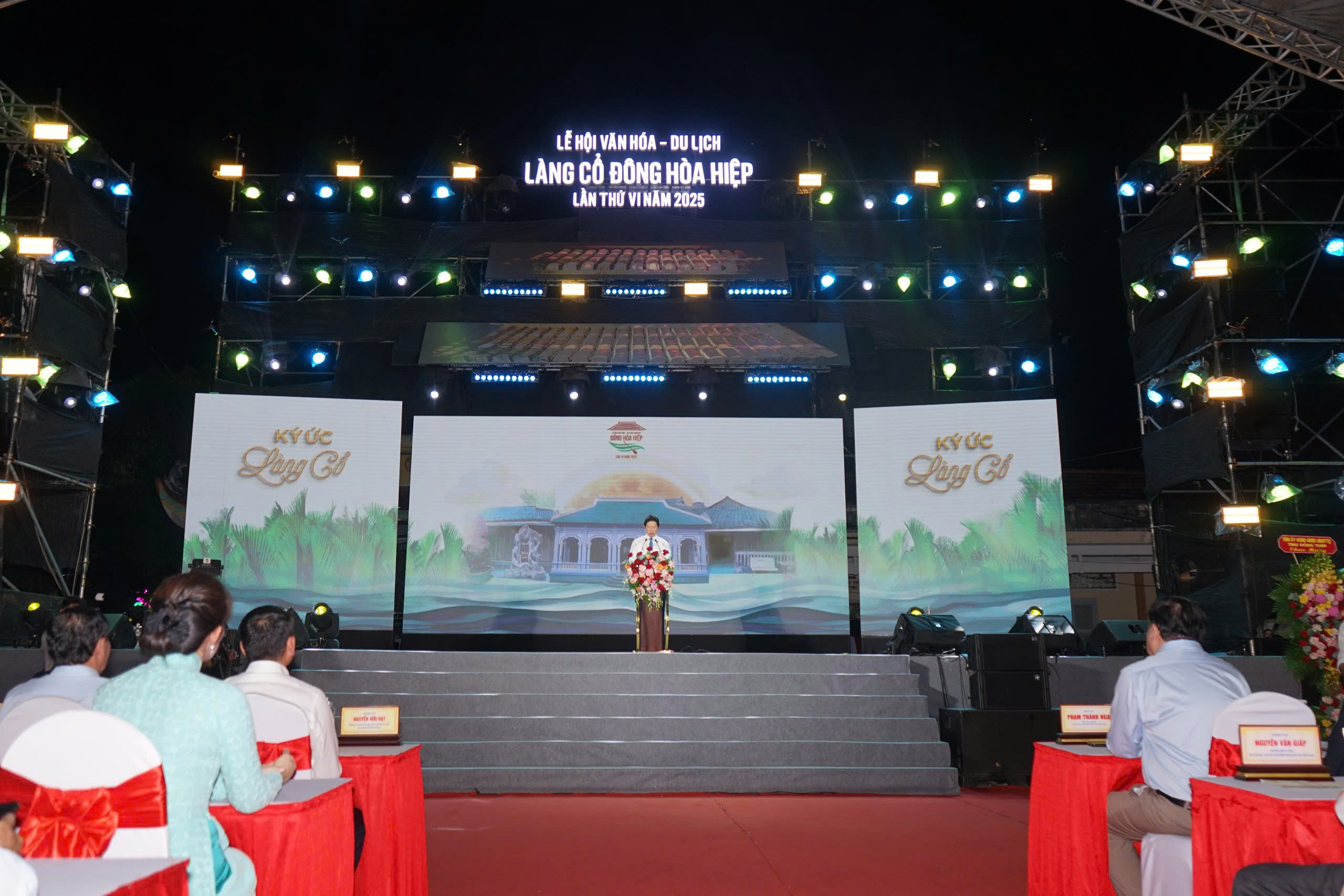 Đồng Tháp tái hiện cảnh miền Tây sông nước thông qua lễ hội địa phương- Ảnh 1. Đồng Tháp tái hiện cảnh miền Tây sông nước thông qua lễ hội địa phương- Ảnh 1.