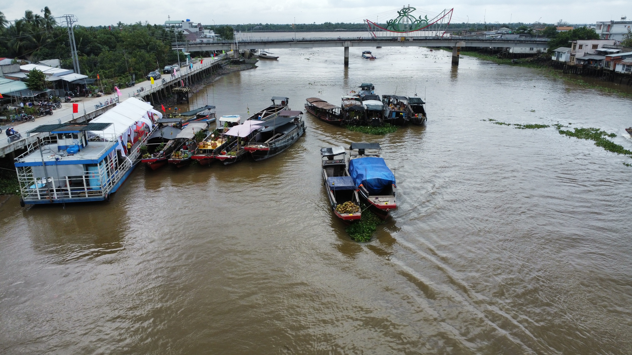 Đồng Tháp tái hiện cảnh miền Tây sông nước thông qua lễ hội địa phương- Ảnh 5. Đồng Tháp tái hiện cảnh miền Tây sông nước thông qua lễ hội địa phương- Ảnh 5.