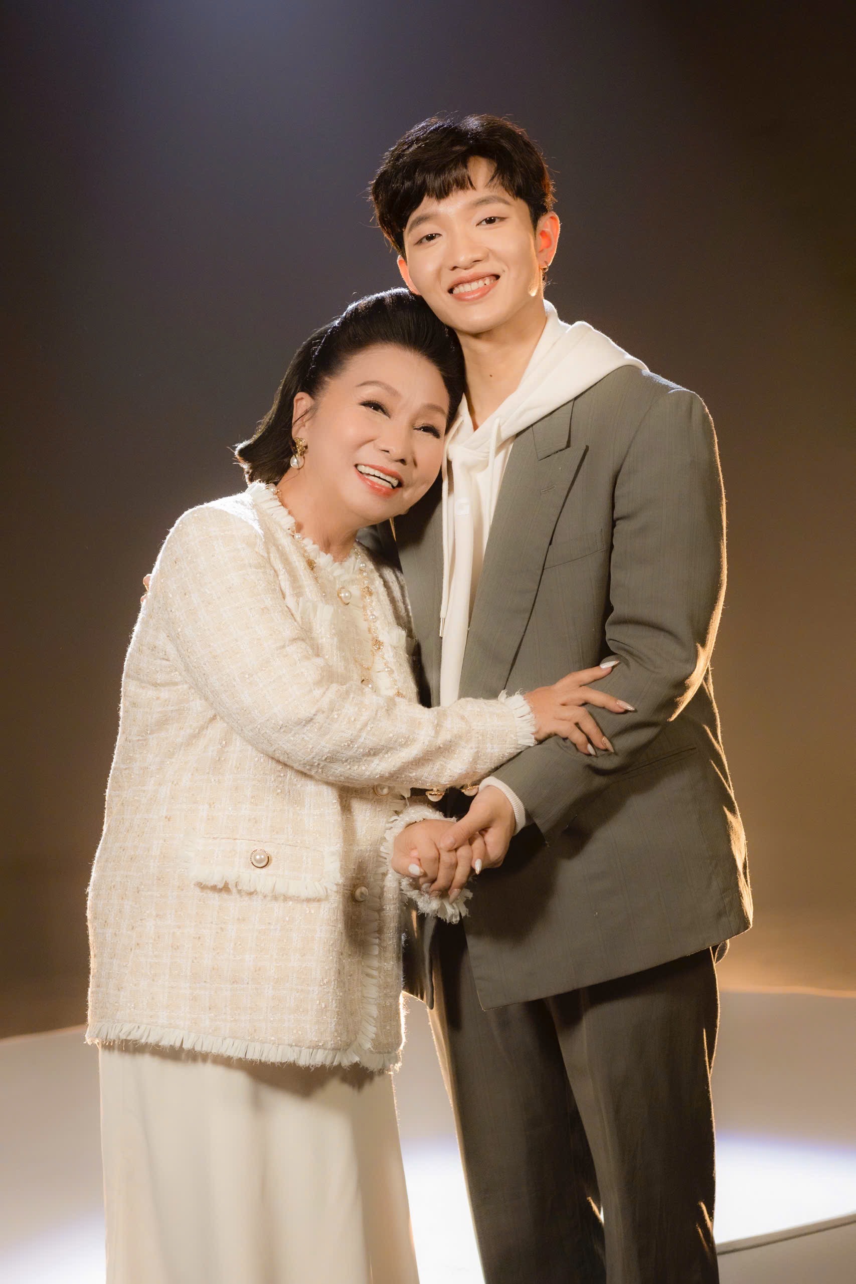 デジタルプラットフォーム上で改革されたオペラを展開 - 写真 1。 Phát triển cải lương trên nền tảng số- Ảnh 1.