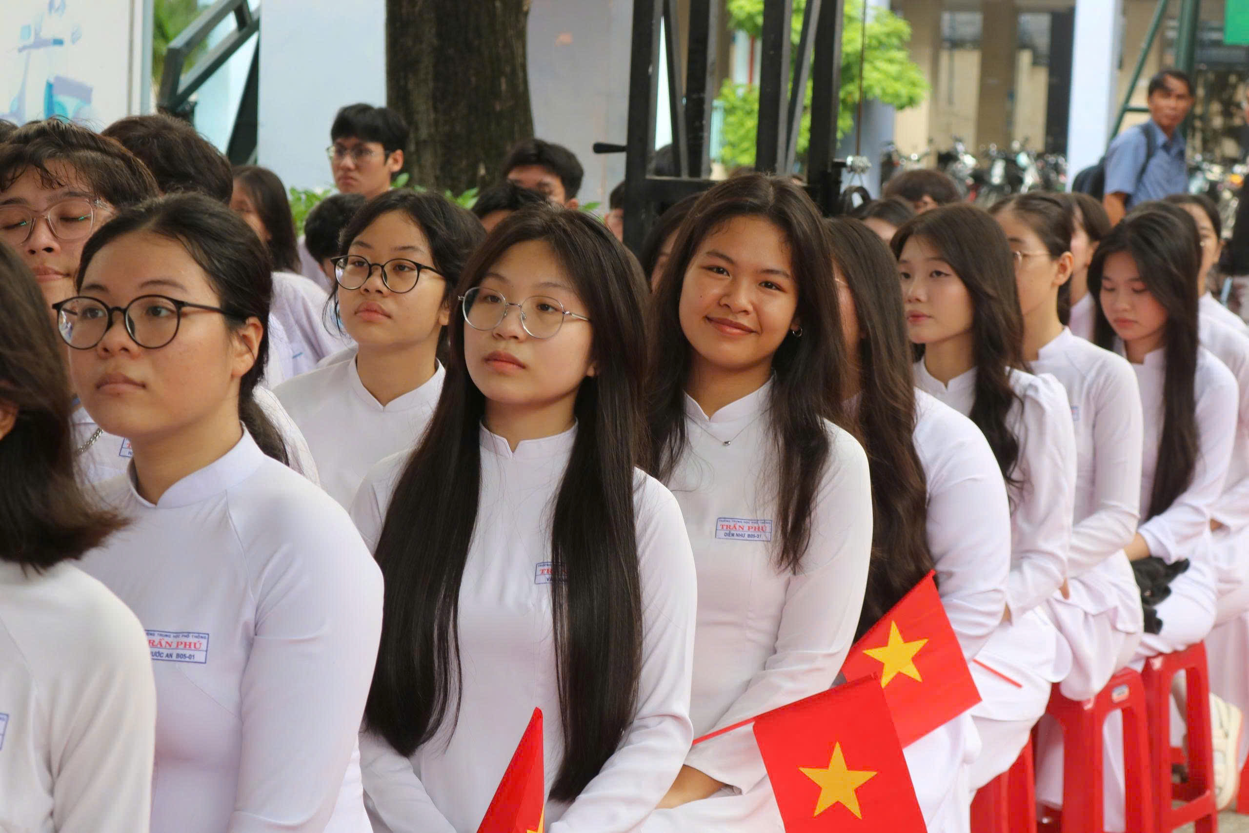 - Ảnh 1. - Ảnh 1.