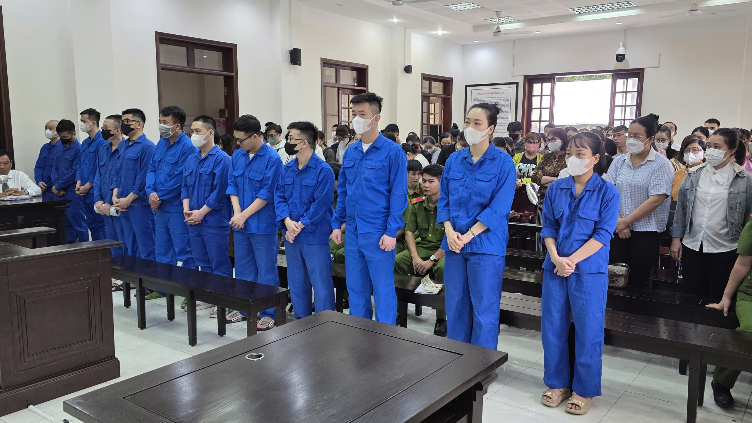 Tiếp tục xét xử đường dây lừa đảo ‘lùa’ khách đi xem đất ở Đồng Nai- Ảnh 1. Tiếp tục xét xử đường dây lừa đảo ‘lùa’ khách đi xem đất ở Đồng Nai- Ảnh 1.