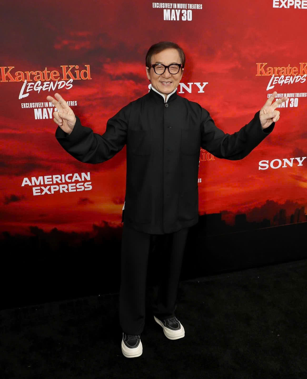 Thành Long quyết tâm vực dậy điện ảnh Hồng Kông - Ảnh 1.