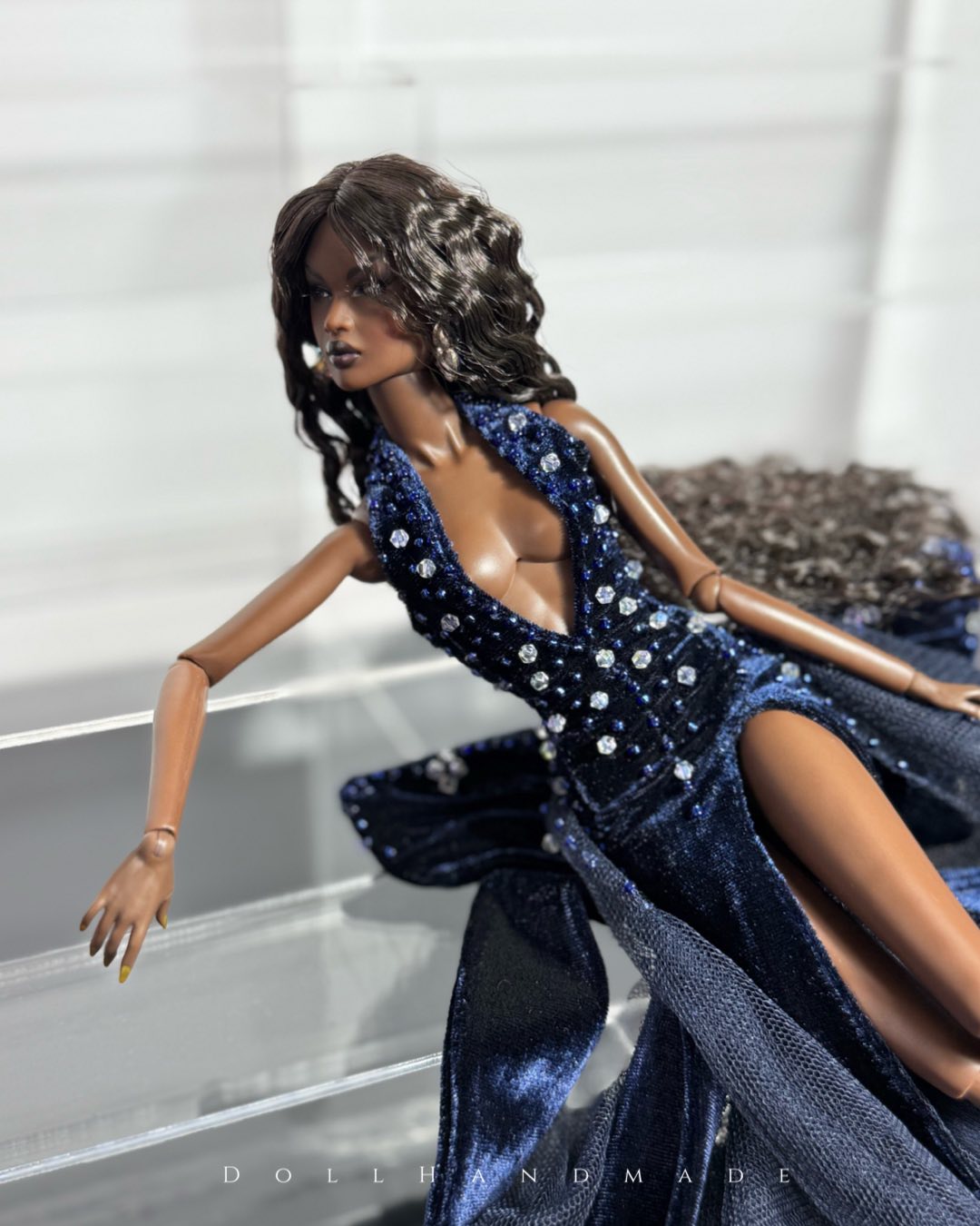 Bỏ việc văn phòng, chàng trai may đồ búp bê, kiếm 20 triệu đồng/tháng- Ảnh 7. Bỏ việc văn phòng, chàng trai may đồ búp bê, kiếm 20 triệu đồng/tháng- Ảnh 7.