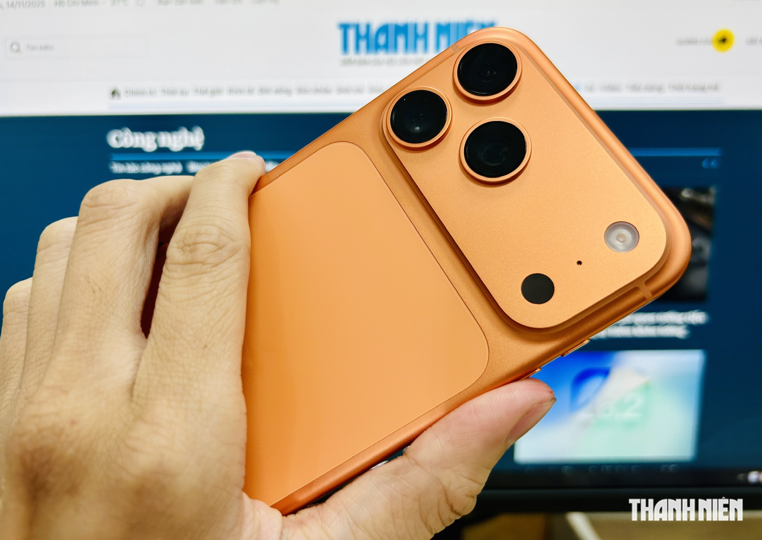 Tại sao dán màn hình lại là sai lầm nếu bạn dùng iPhone 17? - Ảnh 1.