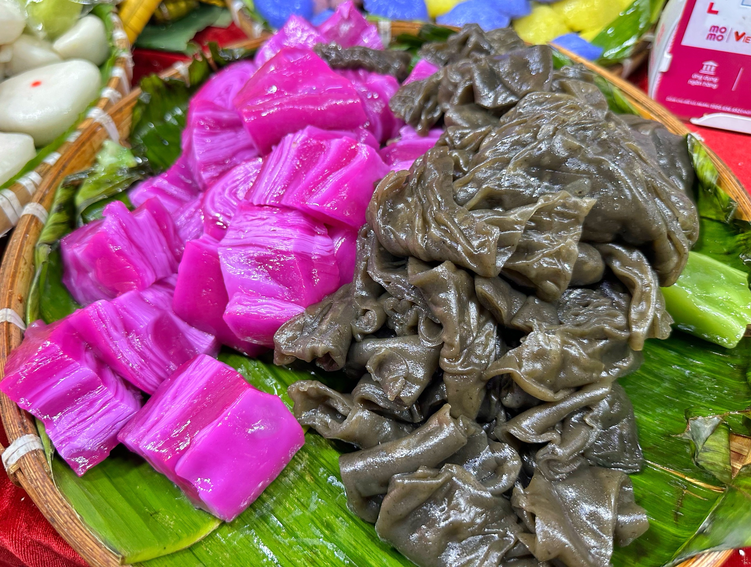 Ngay lúc này: 'Biển người' TP.HCM đổ về lễ hội ẩm thực ở ngôi chợ trăm tuổi - Ảnh 8.