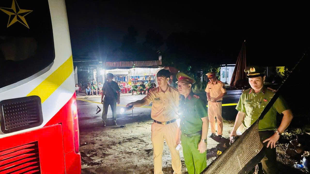 - Ảnh 2. - Ảnh 2.