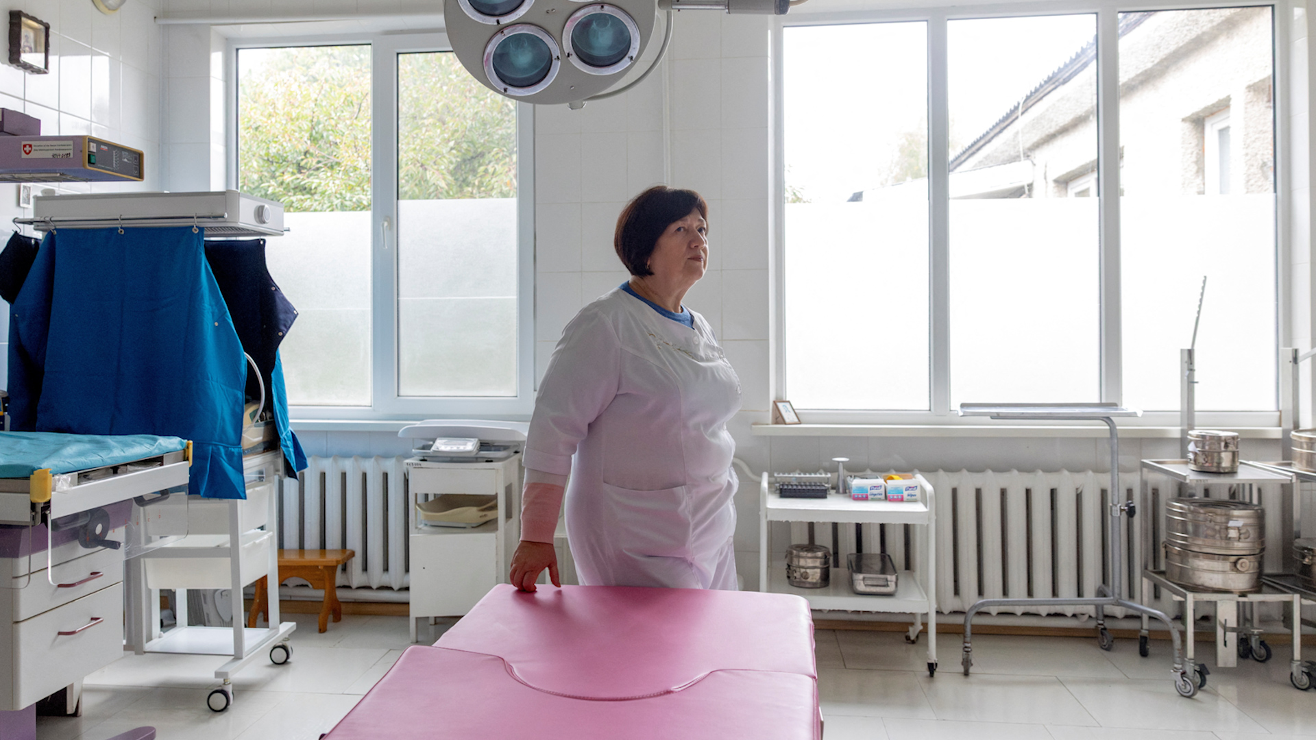 Xung đột đặt Ukraine trước khủng hoảng dân số nghiệt ngã - Ảnh 1.