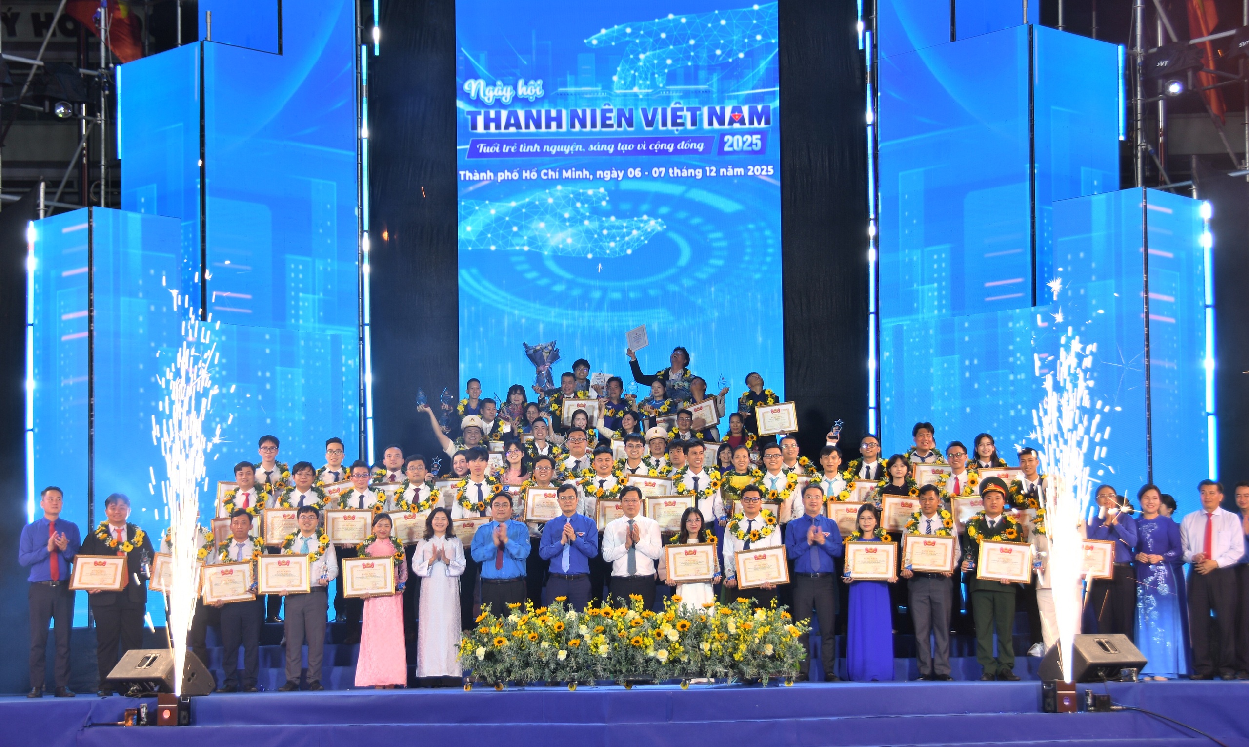 Tình nguyện và sáng tạo - Nguồn lực nội sinh quan trọng đưa đất nước phát triển - Ảnh 5.