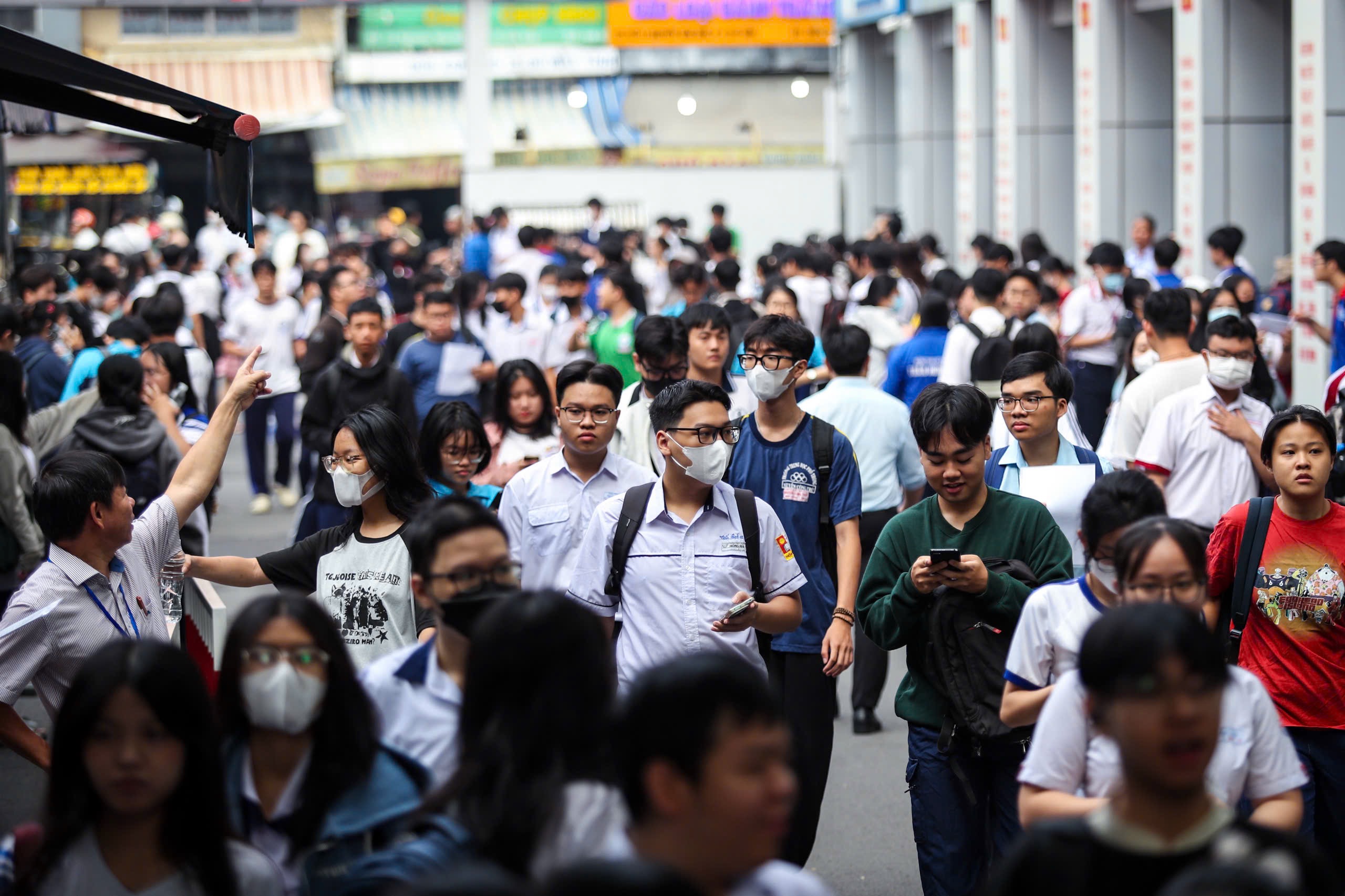 Đặc điểm đề thi đánh giá năng lực ĐH Quốc gia TP.HCM - Ảnh 1.