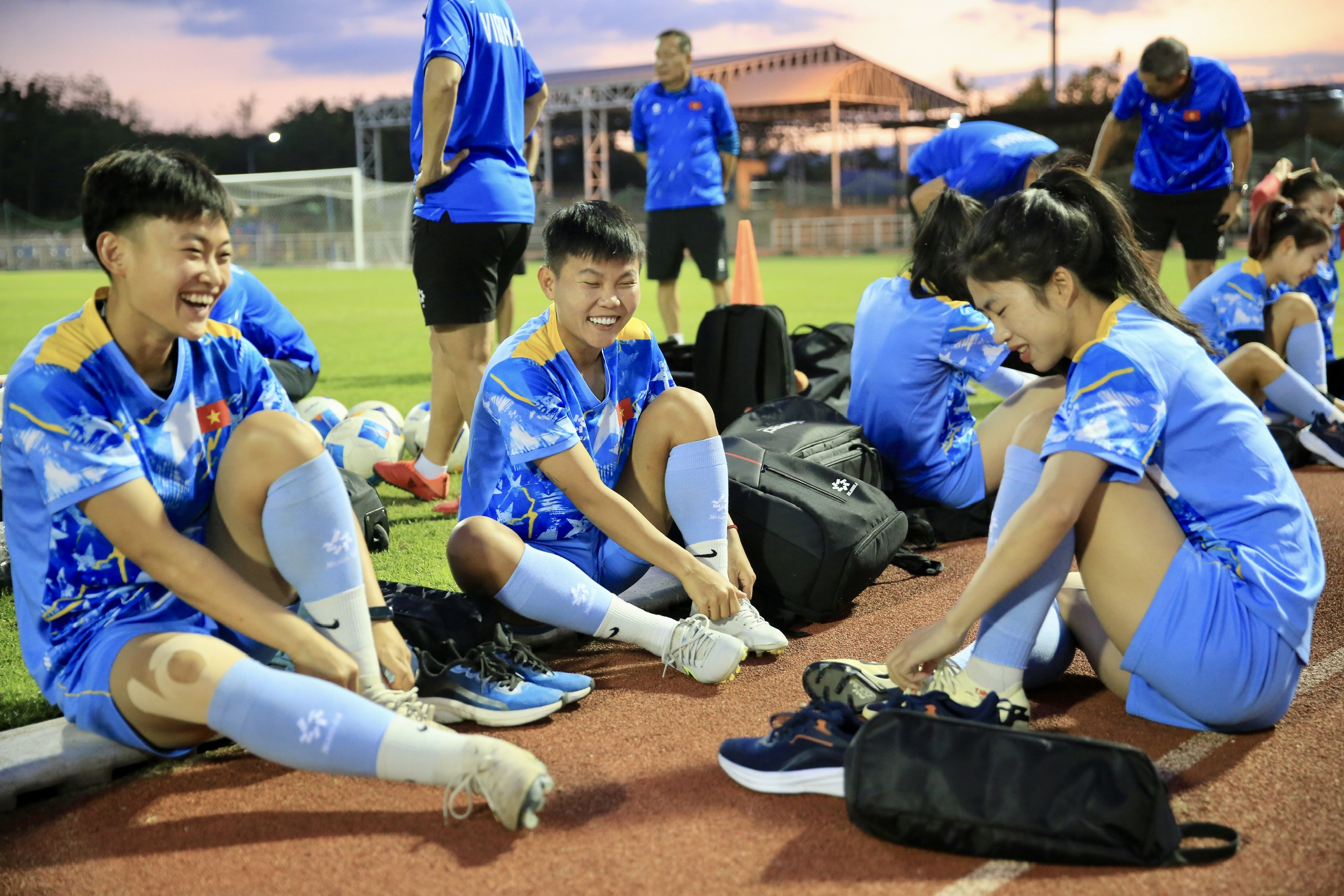 Lịch thi đấu đội tuyển nữ Việt Nam rất nóng hôm nay: Tung ‘vũ khí’ đặc biệt, quyết thắng Philippines- Ảnh 2. Lịch thi đấu đội tuyển nữ Việt Nam rất nóng hôm nay: Tung ‘vũ khí’ đặc biệt, quyết thắng Philippines- Ảnh 2.