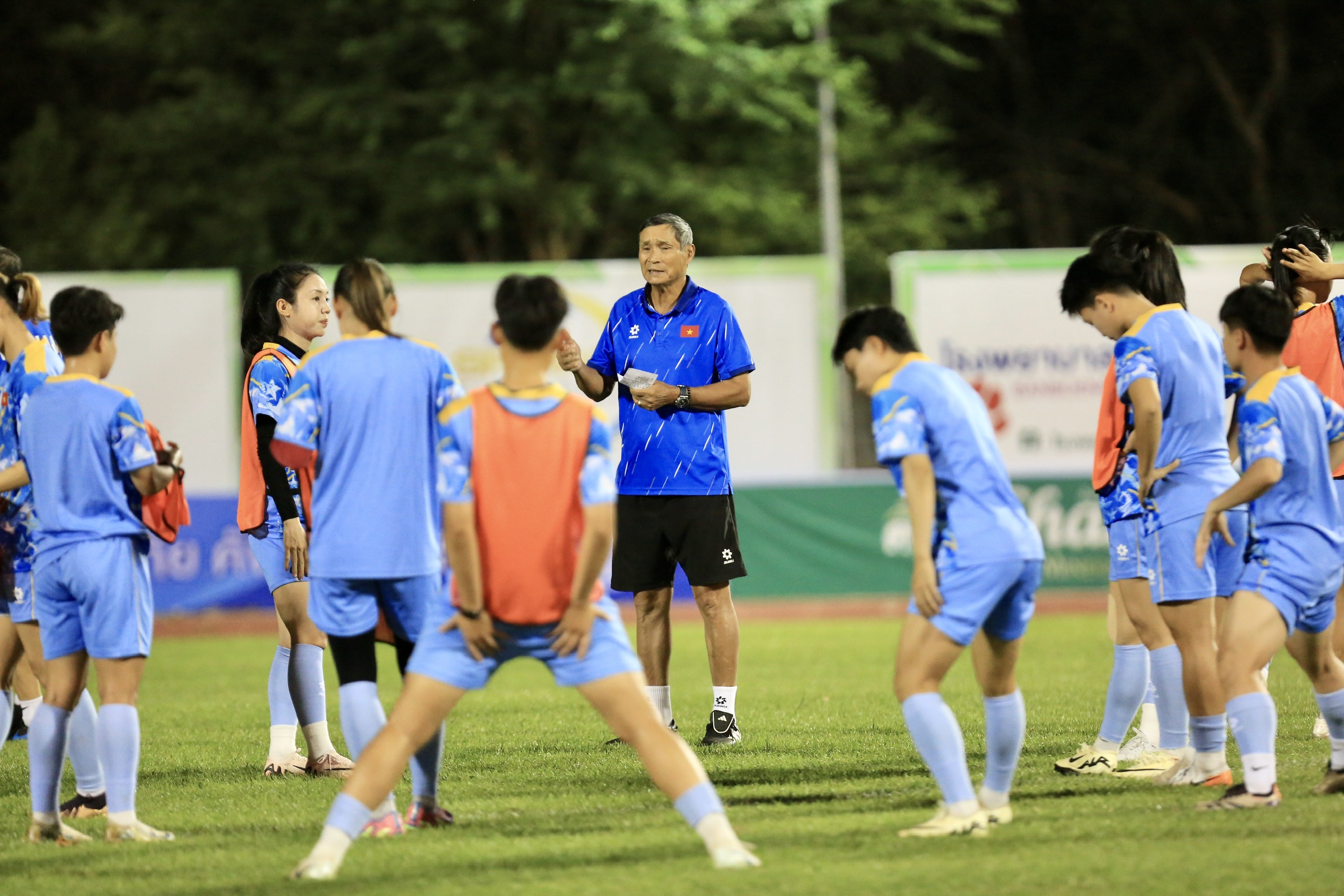 Lịch thi đấu đội tuyển nữ Việt Nam rất nóng hôm nay: Tung ‘vũ khí’ đặc biệt, quyết thắng Philippines- Ảnh 3. Lịch thi đấu đội tuyển nữ Việt Nam rất nóng hôm nay: Tung ‘vũ khí’ đặc biệt, quyết thắng Philippines- Ảnh 3.