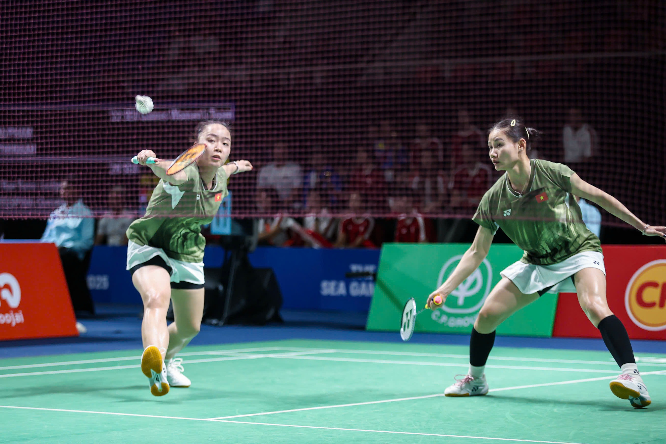 Nguyen Thuy Linh won the first match, but Vietnamese badminton still could not overthrow Malaysia - Photo 3. Nguyen Thuy Linh won the first match, Vietnamese badminton still cannot overthrow Malaysia - Photo 3.